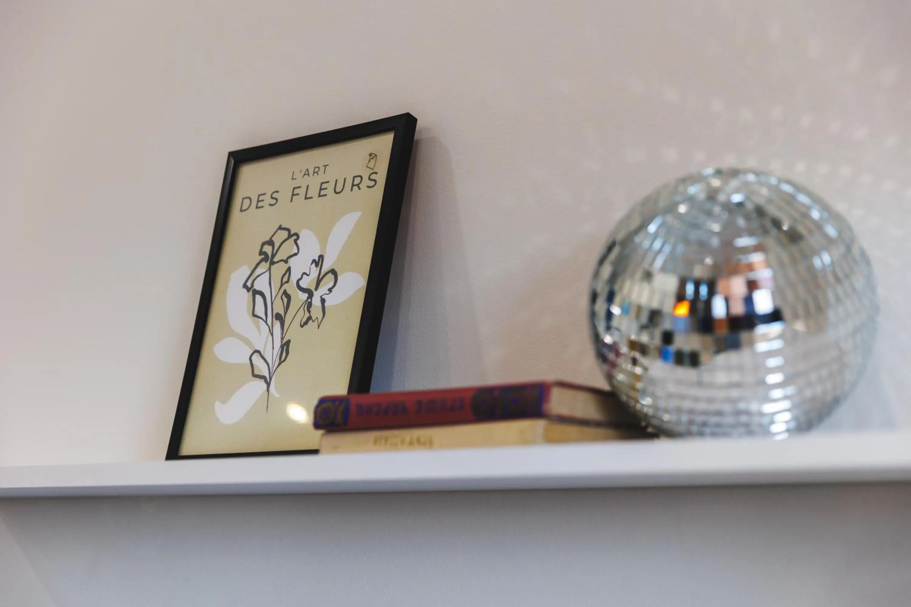 Decorative detail in RIS Central Apartments Yerevan