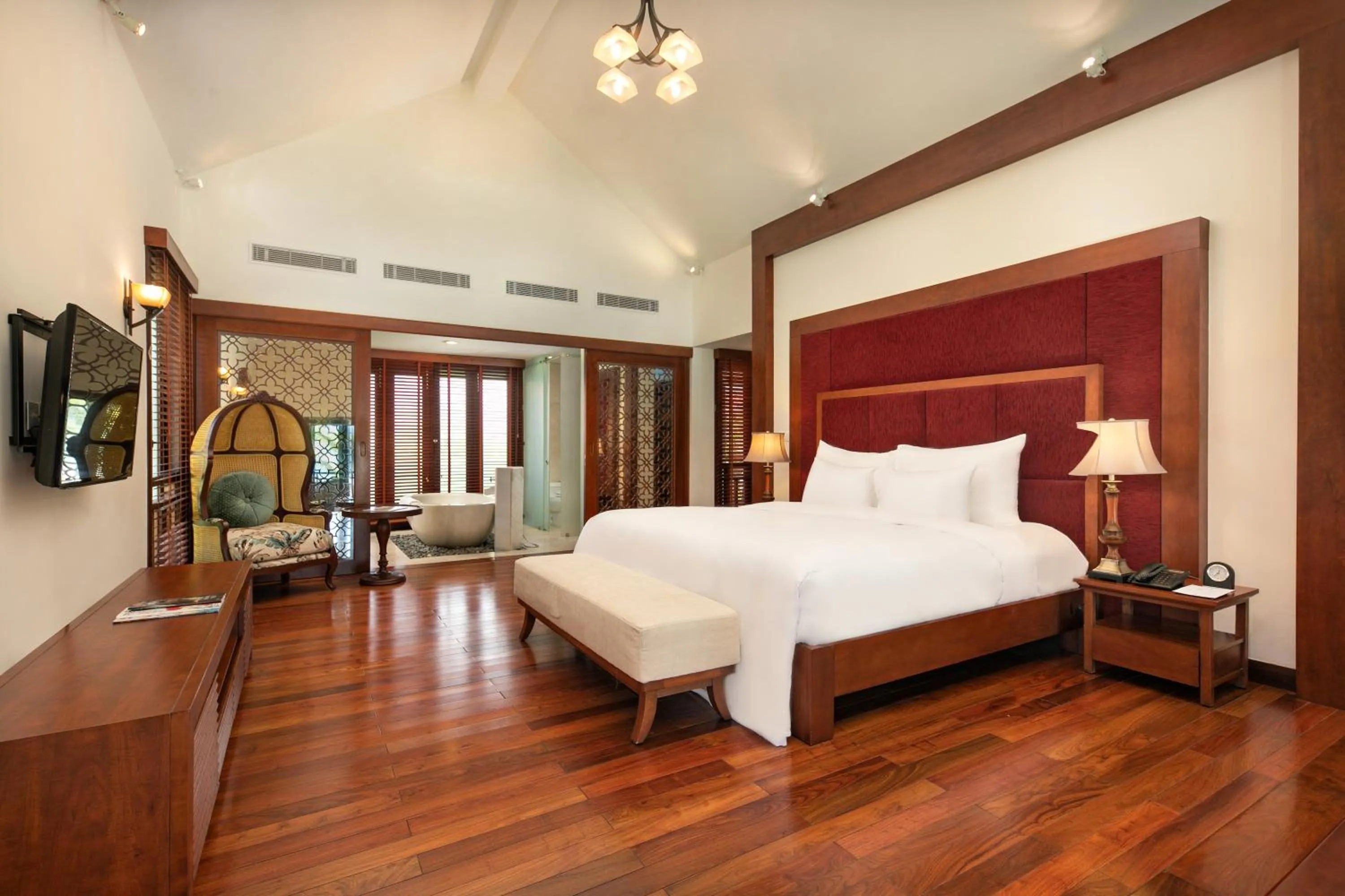 Bed in Purama Villas Luxury Resort Da Nang