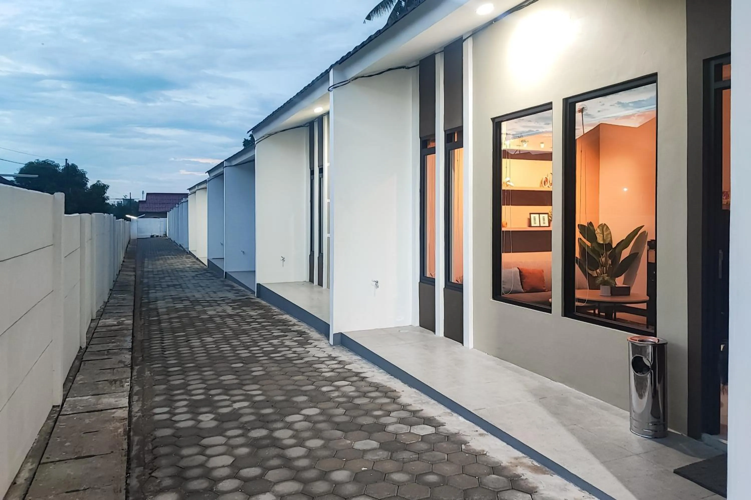 Property building in Urbanview Hotel at Pesona Guest House Jambi