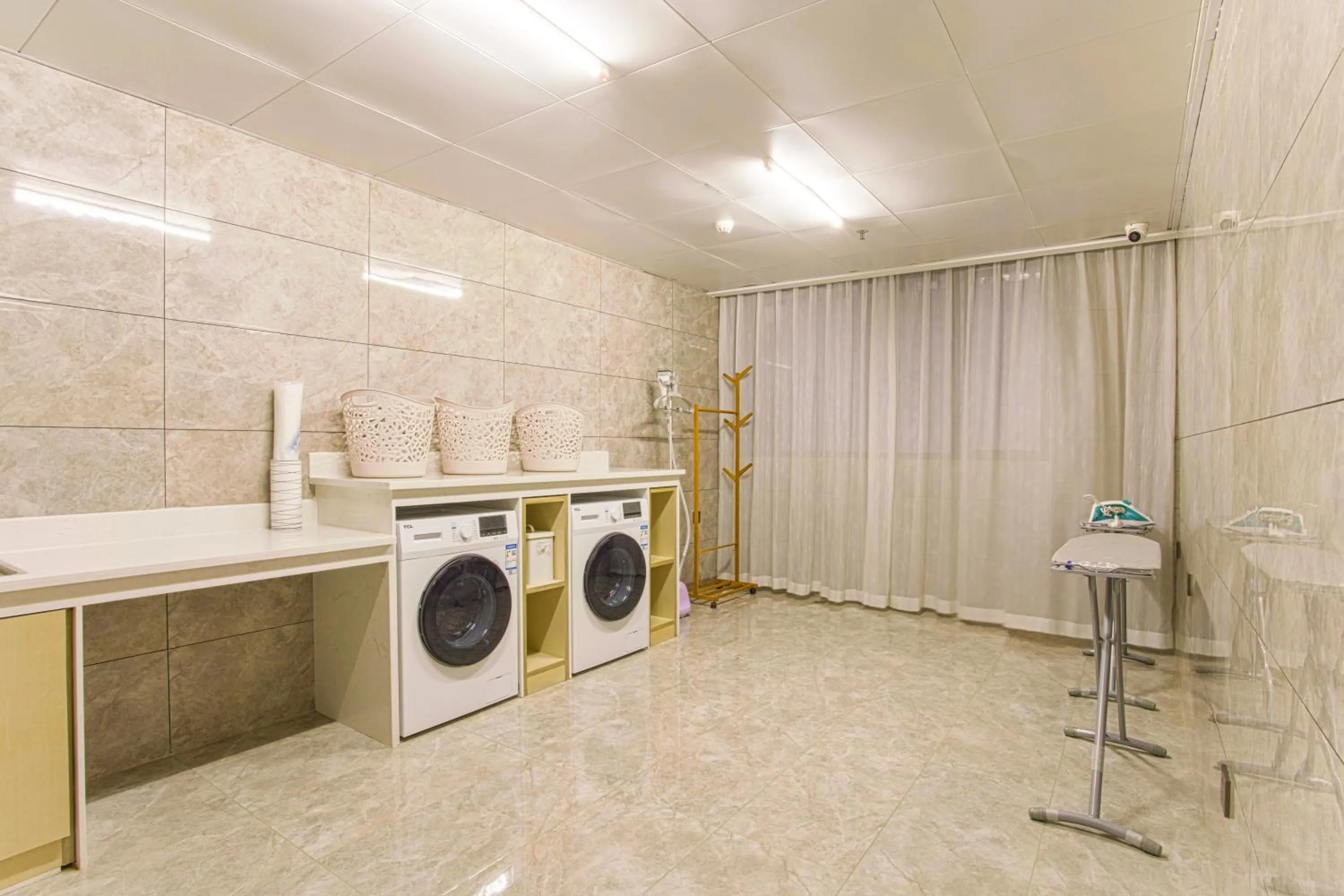 Echarm Hotel Hezhou Avenue