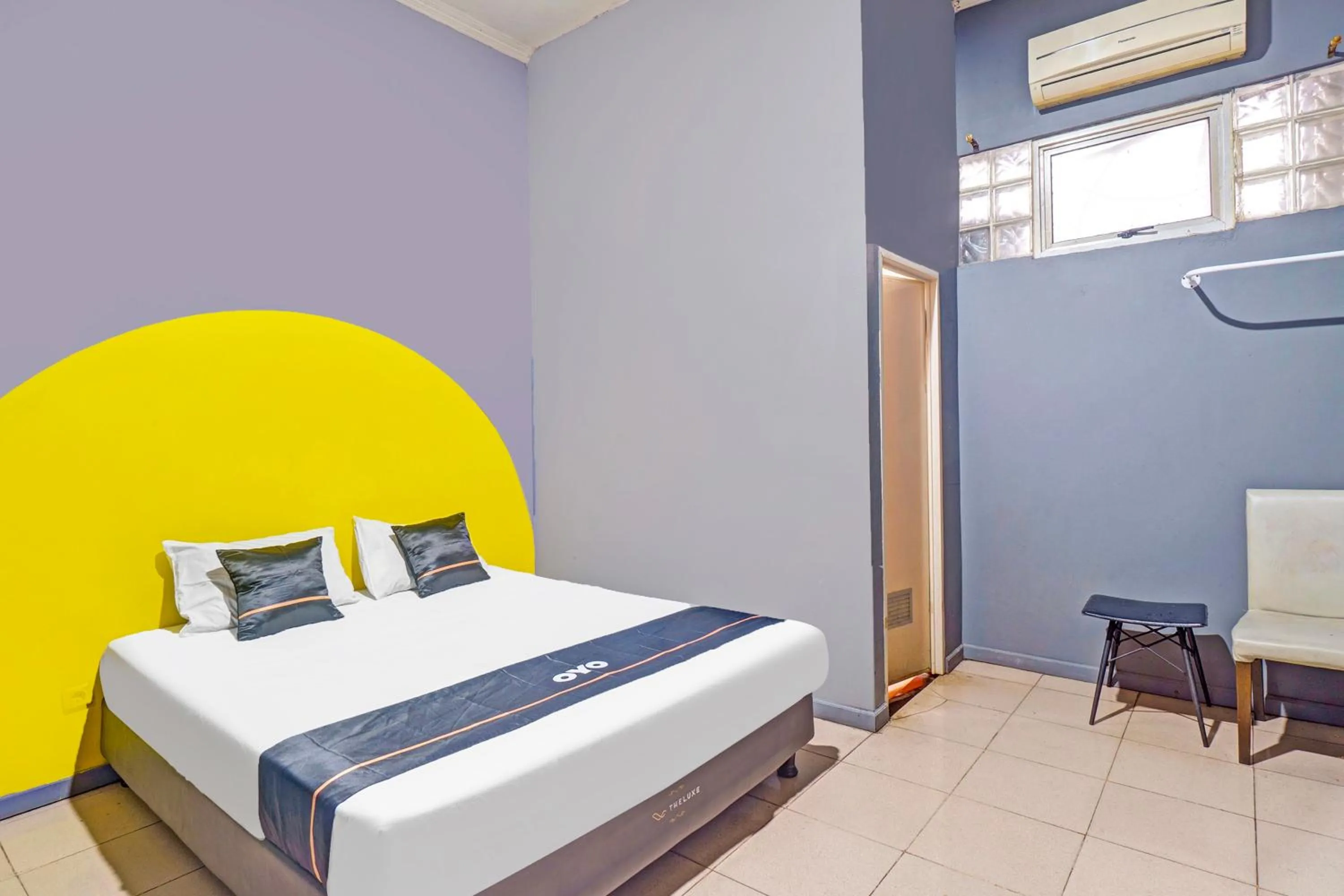 Bedroom in Collection O Tanah Abang Near Stasiun Tanah Abang Formerly Hotel Bimo Slipi