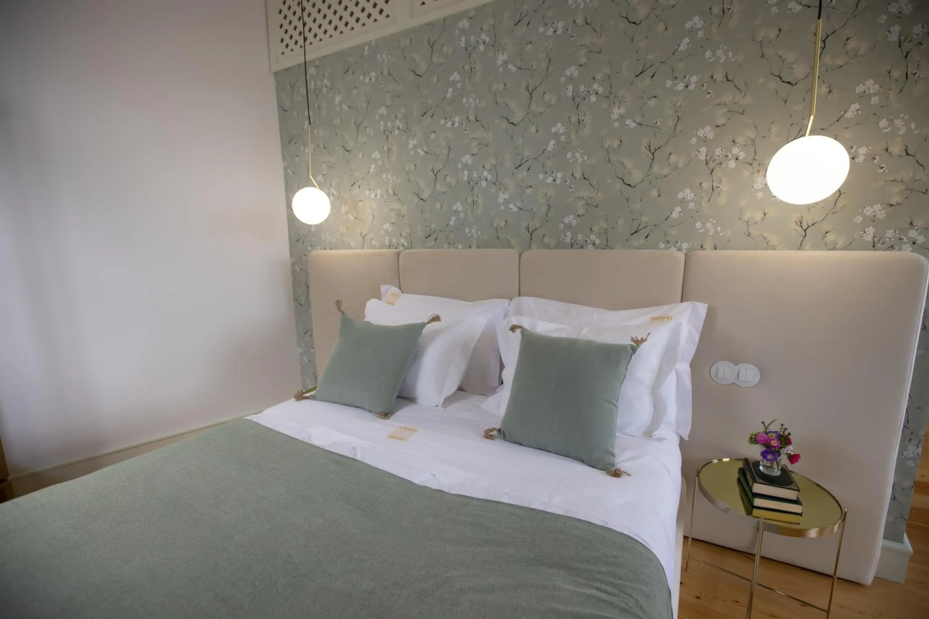 Bed in Trovador Guest House