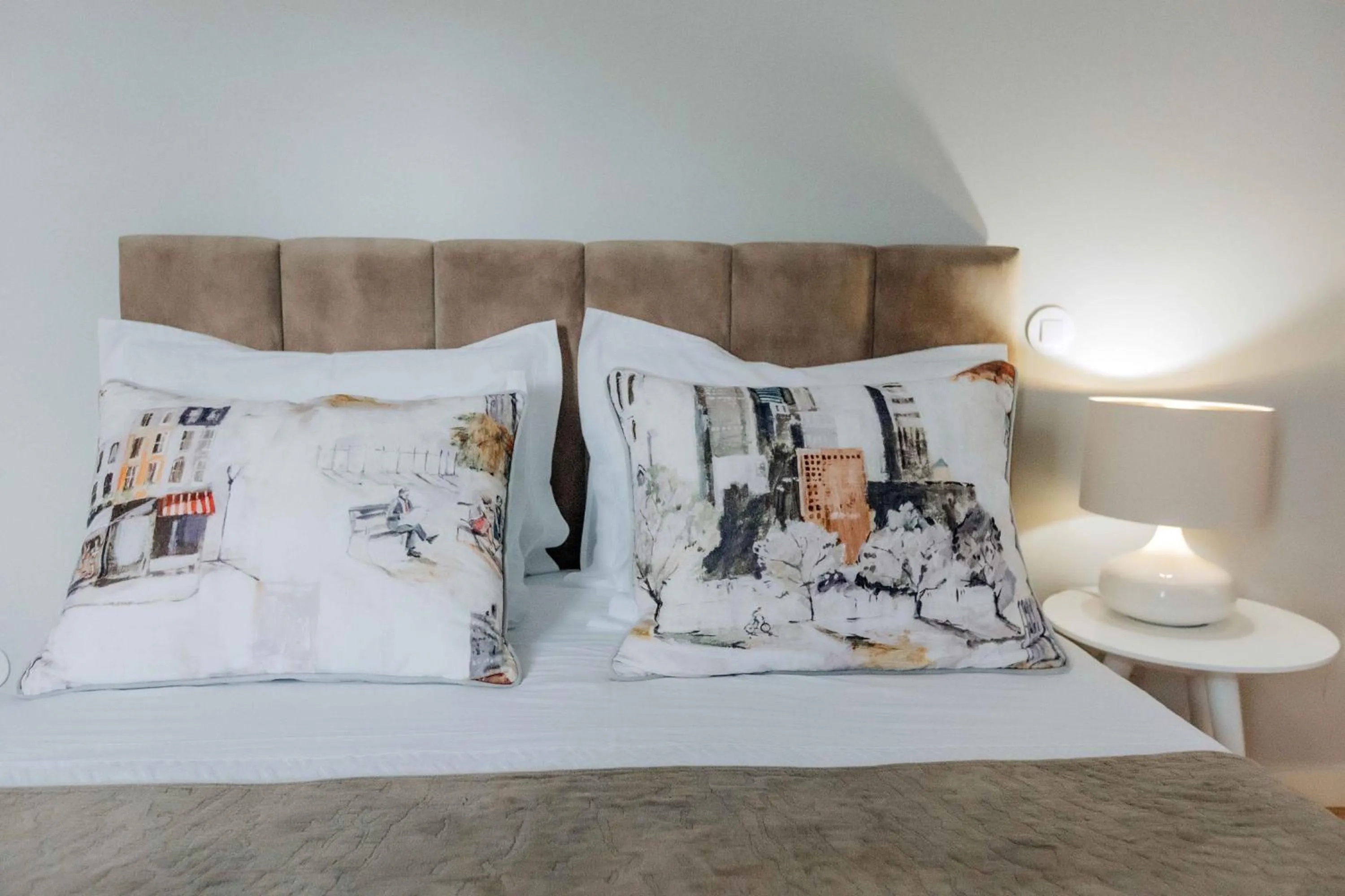 Bed in Trovador Guest House