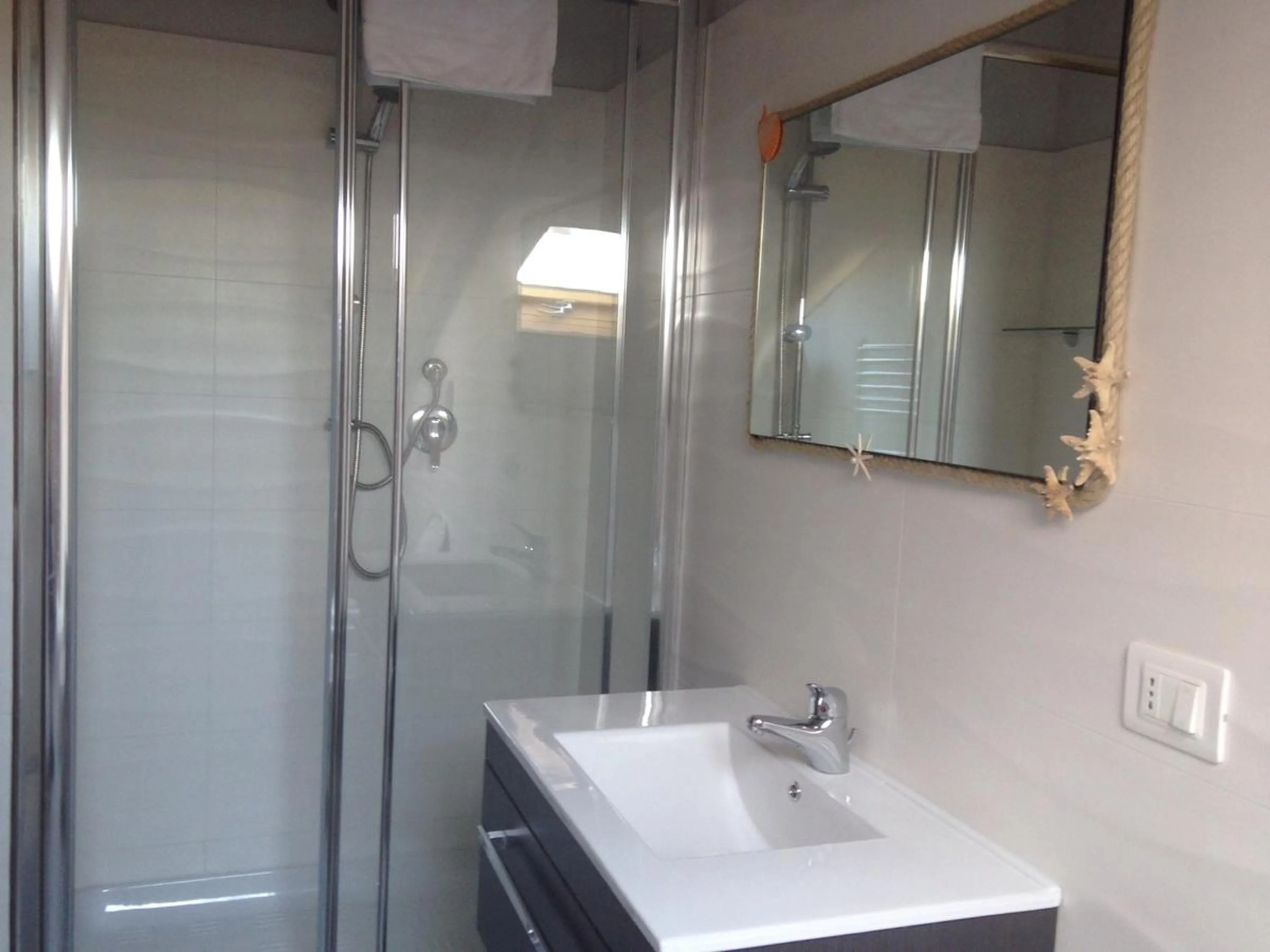 Bathroom in Spegni La Luce b&b