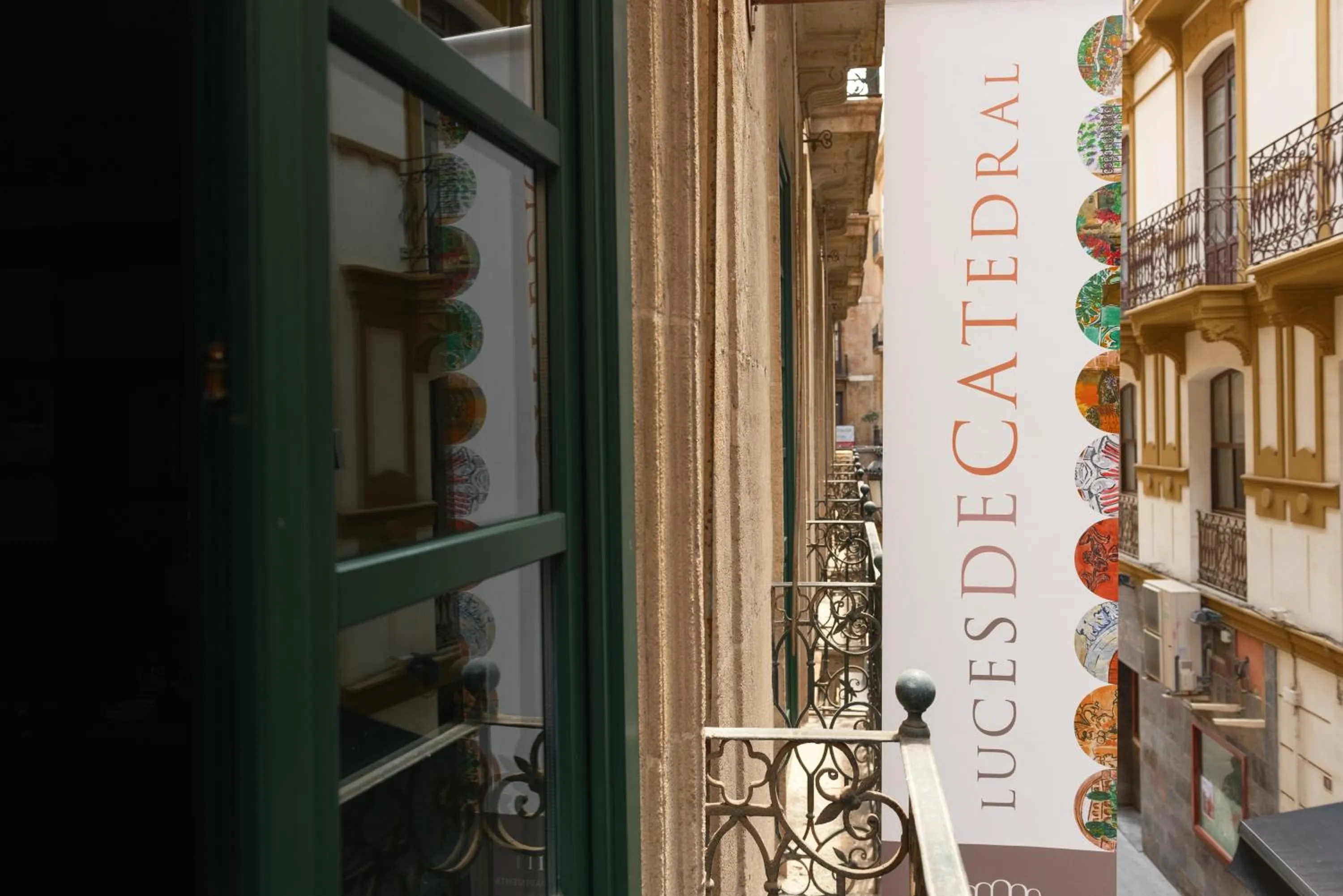 Street view in Luces de Catedral