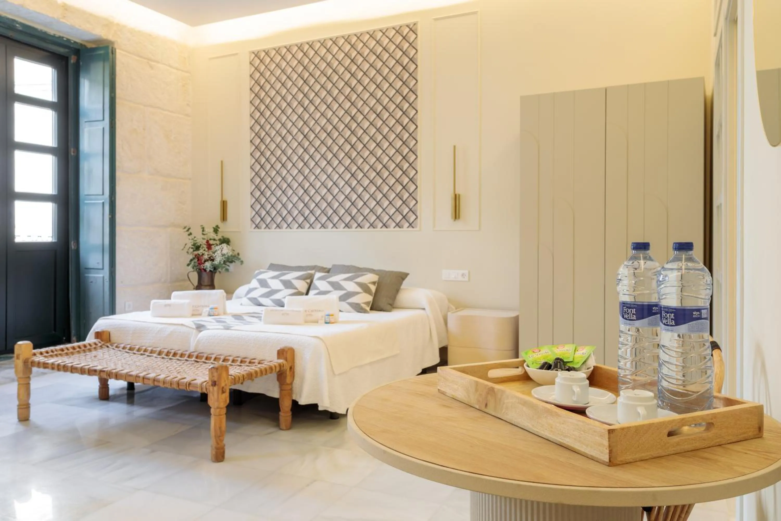 Bedroom, Bed in Luces de Catedral