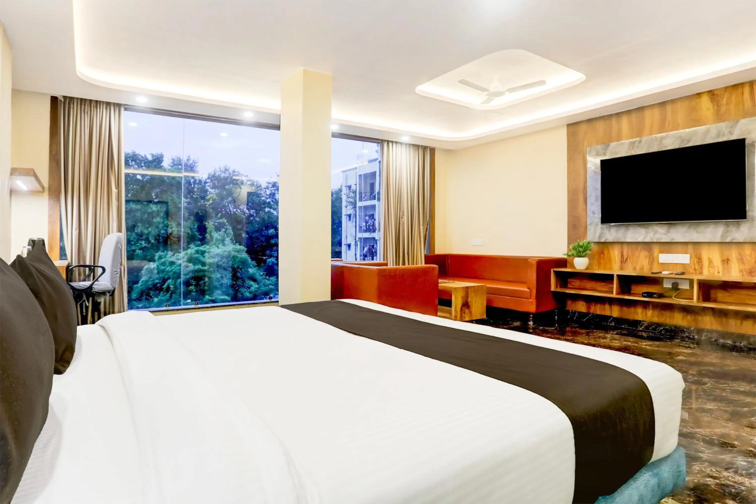 Bedroom, Bed in Super Townhouse Oak Dhanbad Near SSLNT College formerly Kapson