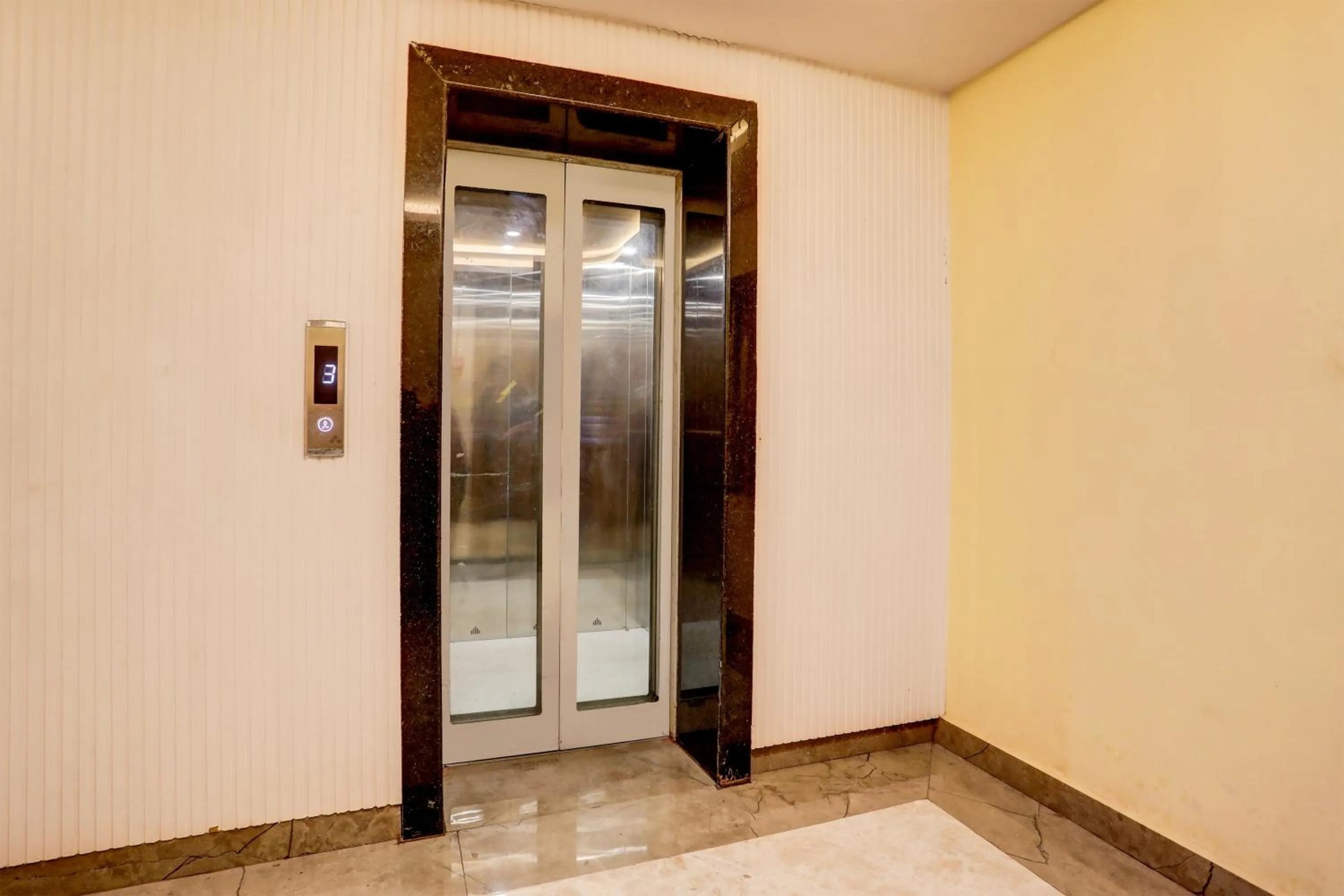 Lobby or reception in Super Townhouse Oak Dhanbad Near SSLNT College formerly Kapson