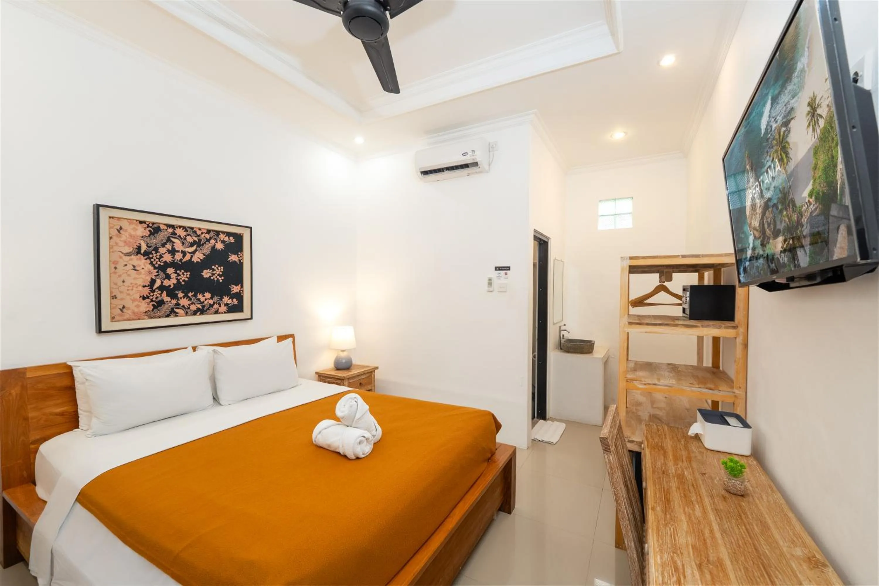 Bedroom, Bed in Summer of Surf Canggu