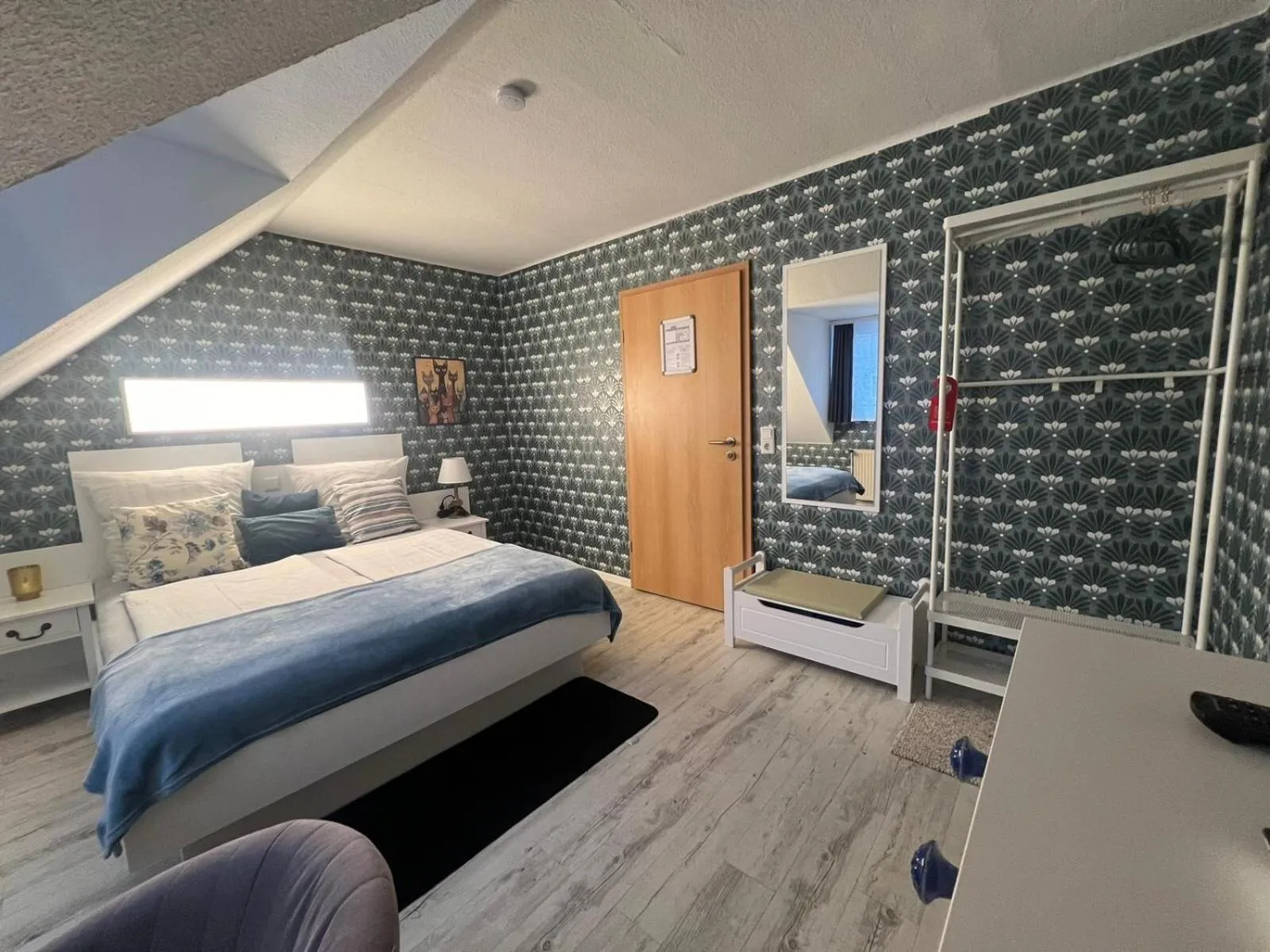 Bedroom, Bed in WOB Hotel