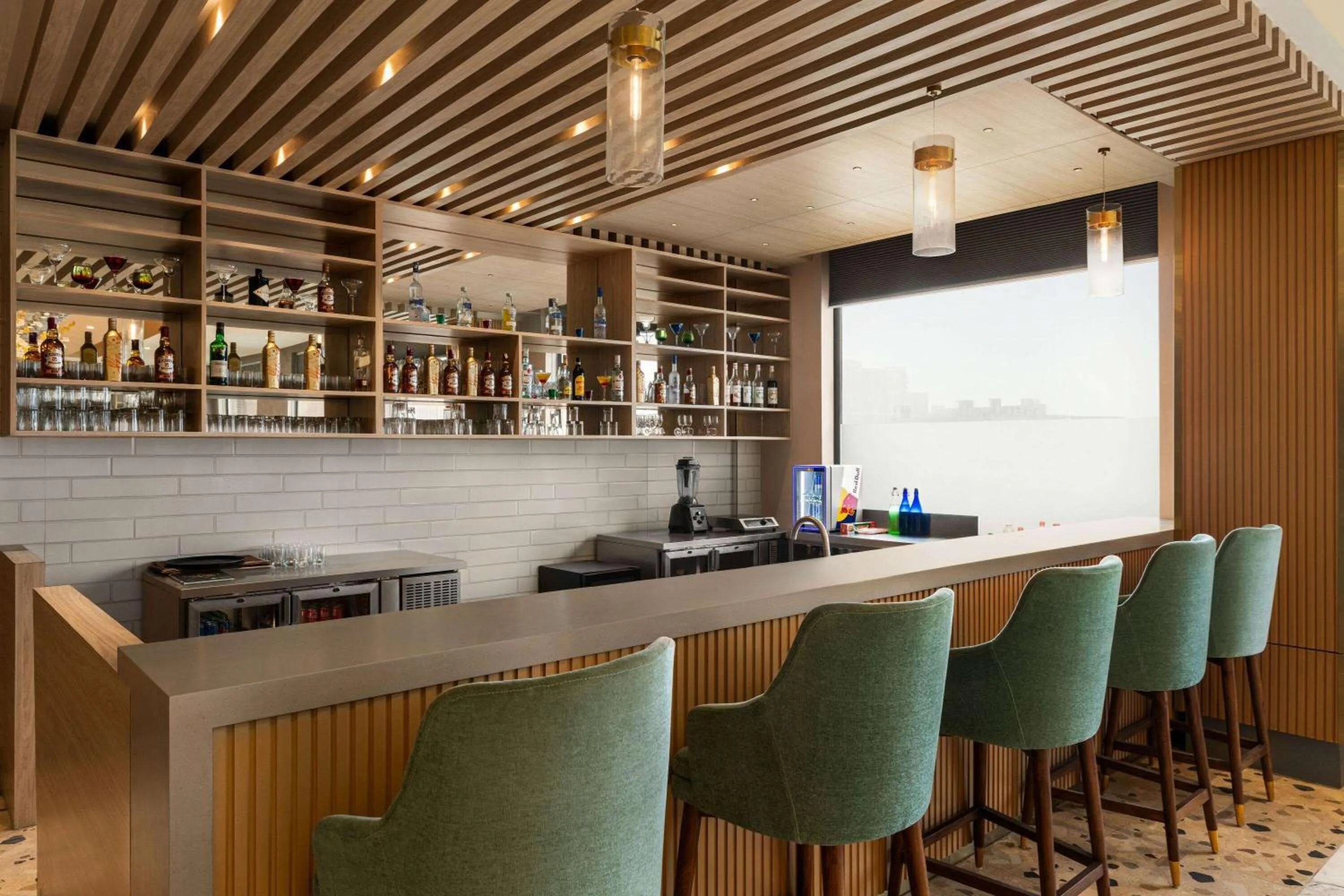 Lounge or bar in Wyndham Garden Sonipat Murthal