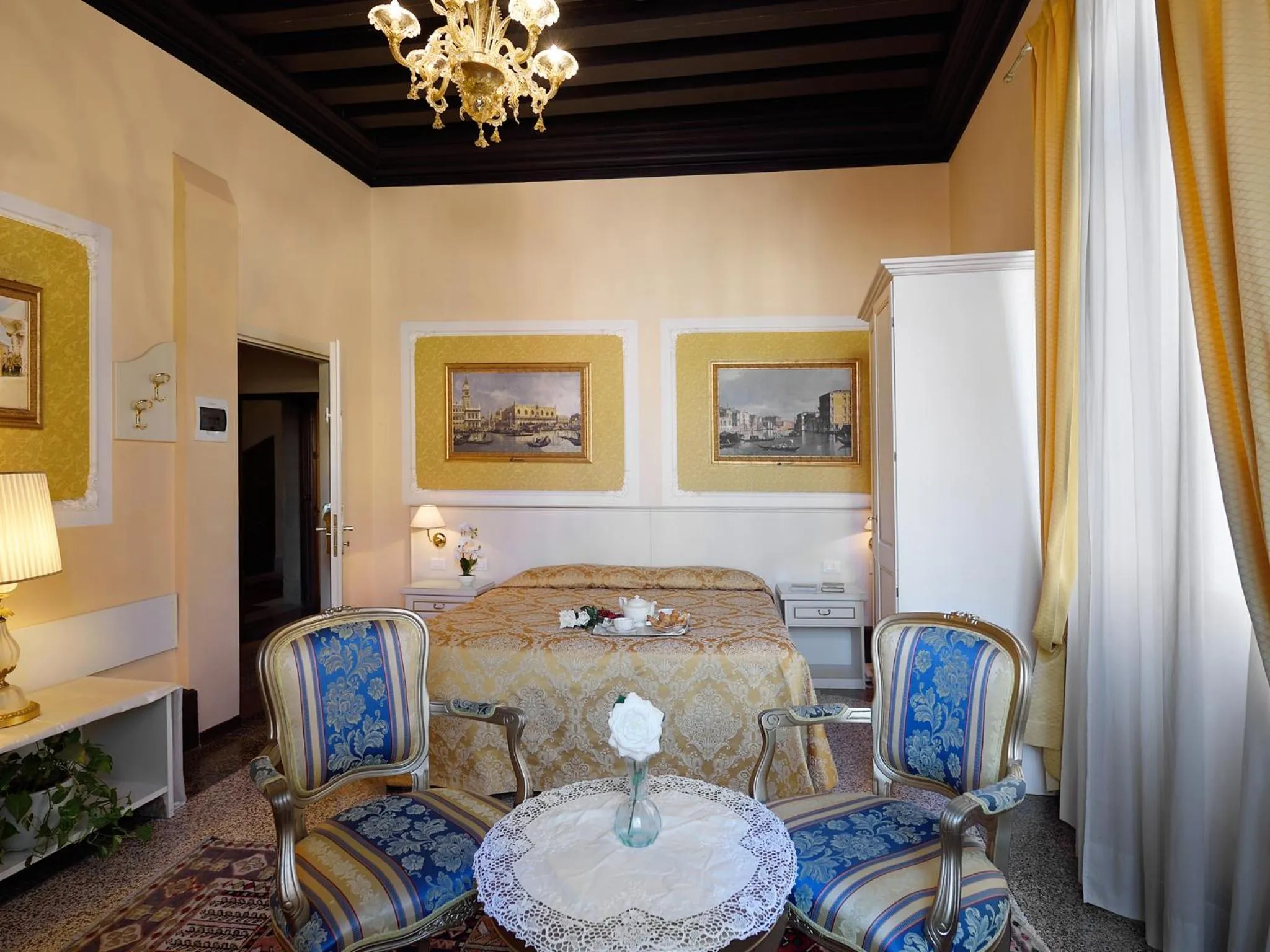 Bedroom in Hotel Corte dei Greci