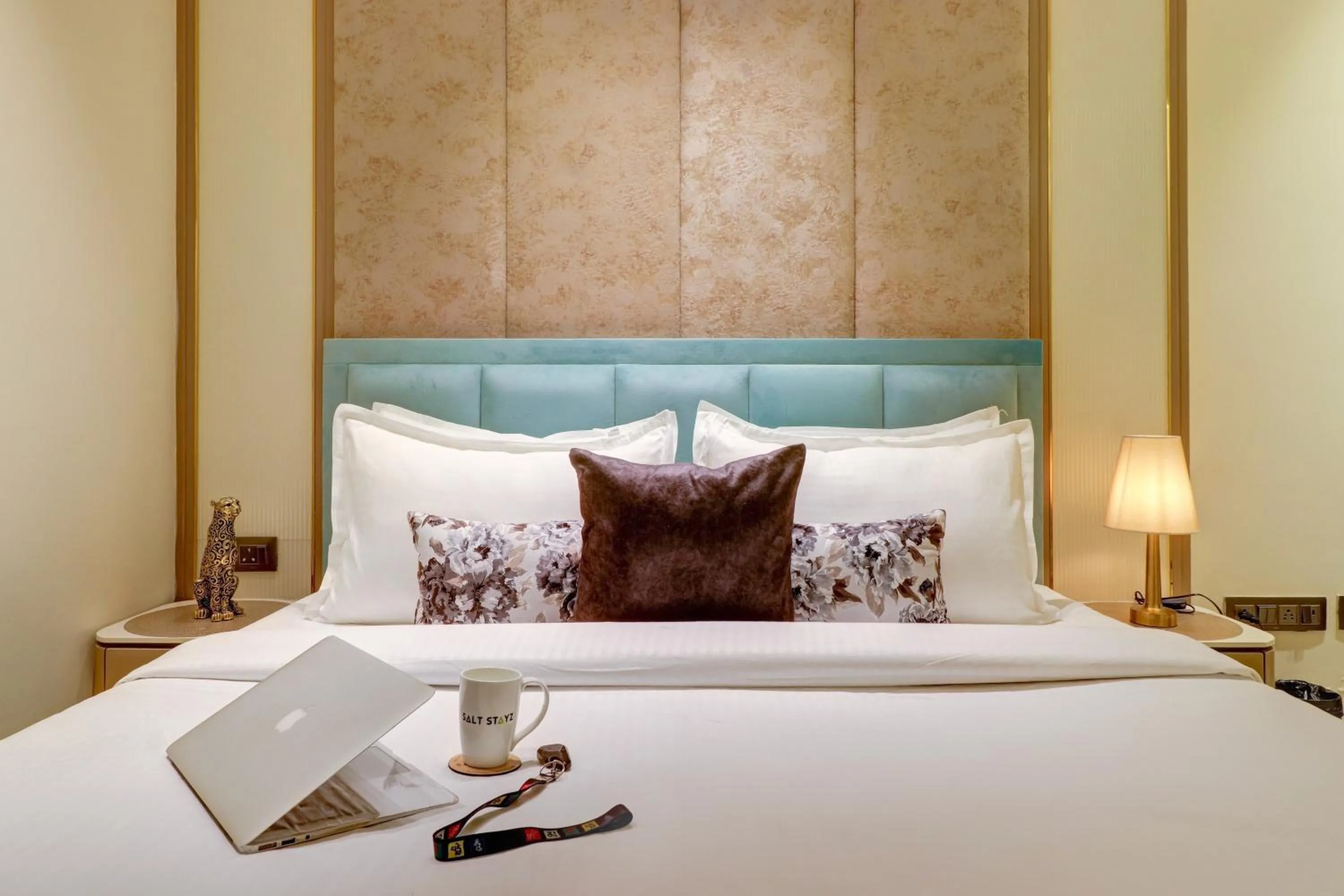 Bed in Saltstayz Trinity - Chandigarh Mohali