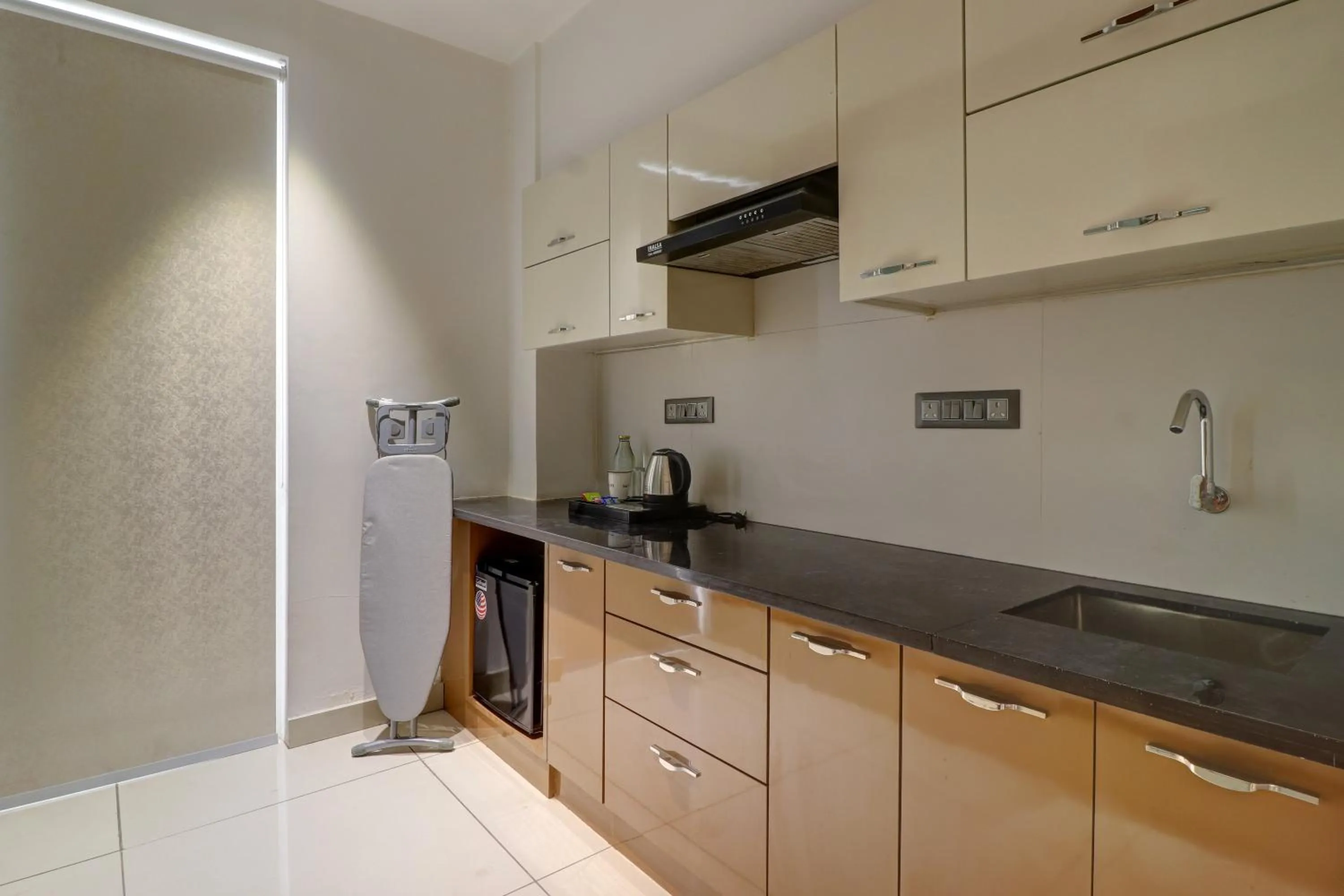 Kitchen or kitchenette in Saltstayz Trinity - Chandigarh Mohali