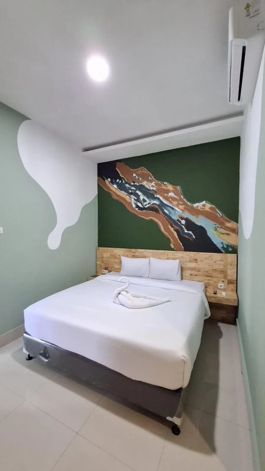 Bedroom, Bed in D'Hills Hotel