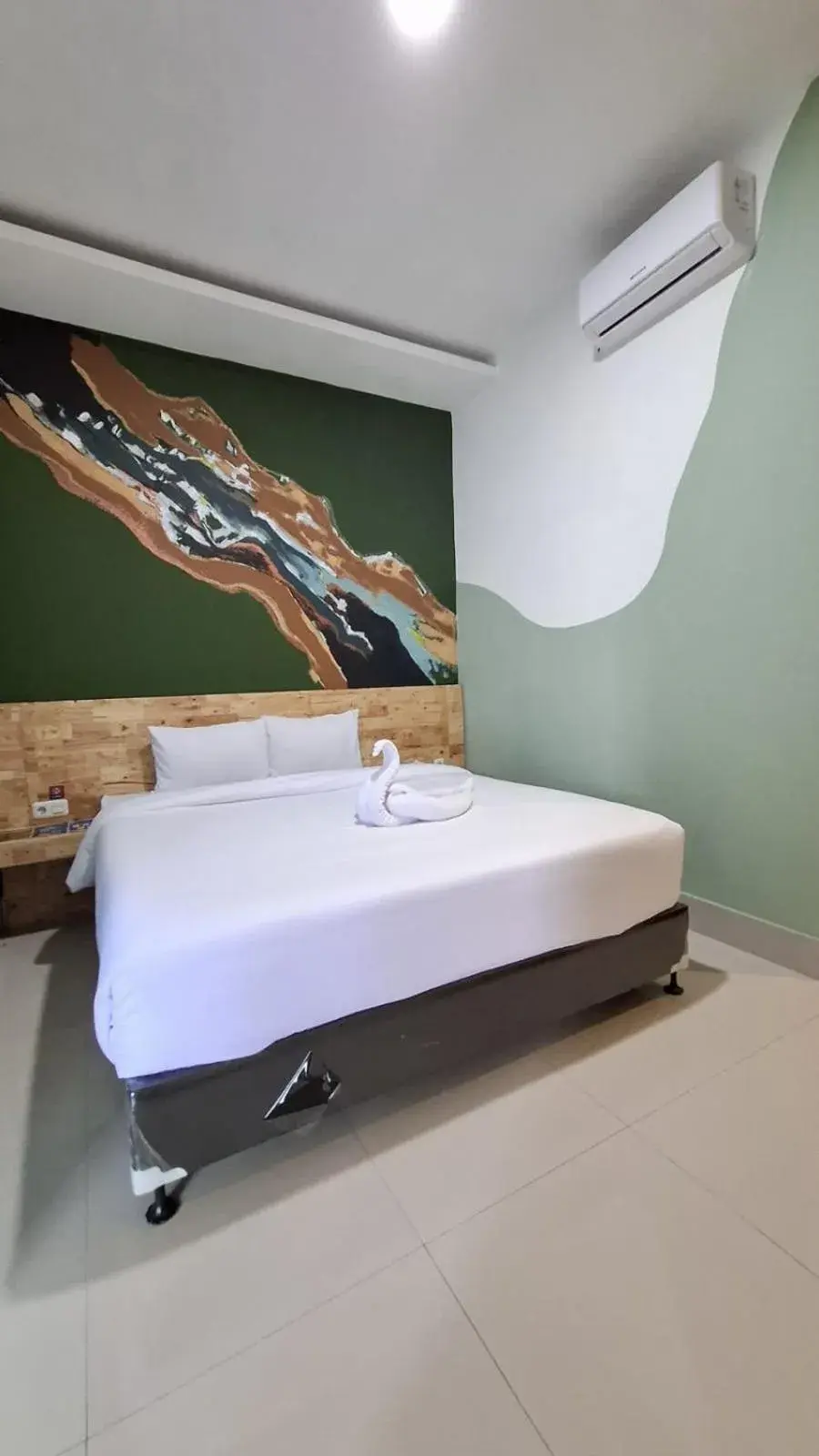 Deluxe King Room in D'Hills Hotel Deluxe King Room in D'Hills Hotel