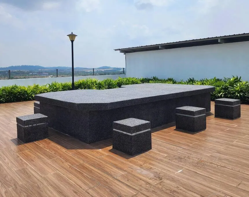 10 min to Subang Airport Free Wi-fi Carpark