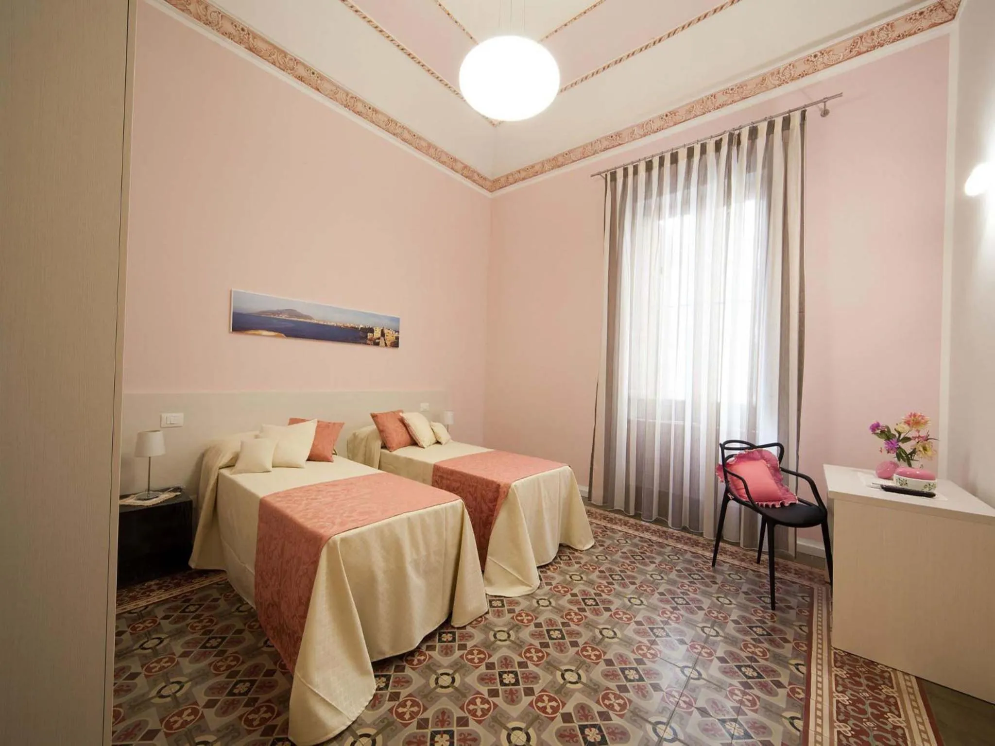 Photo of the whole room, Bed in Belle Epoque B&B