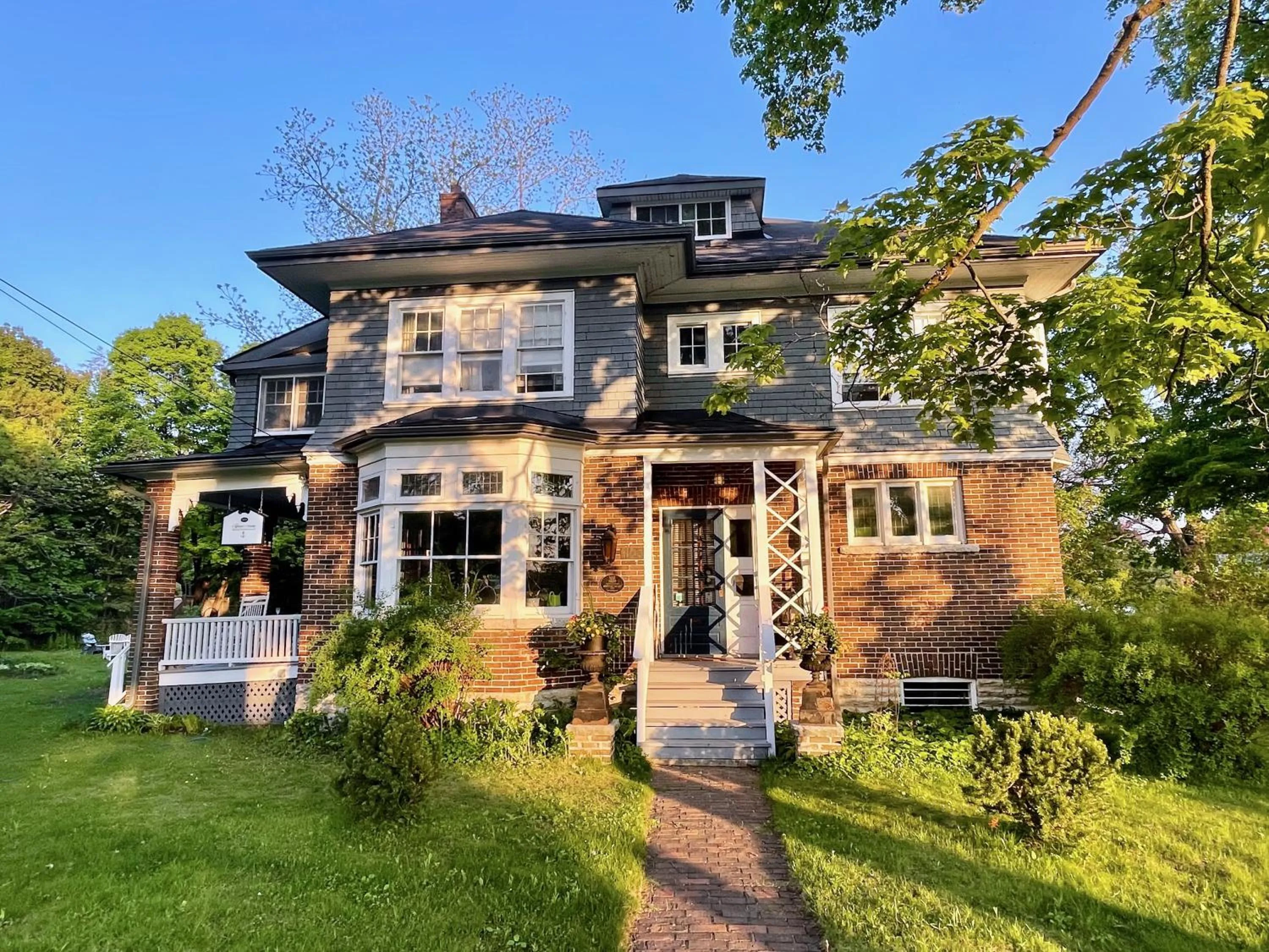 Property building in The Captain's House heritage bed & breakfast
