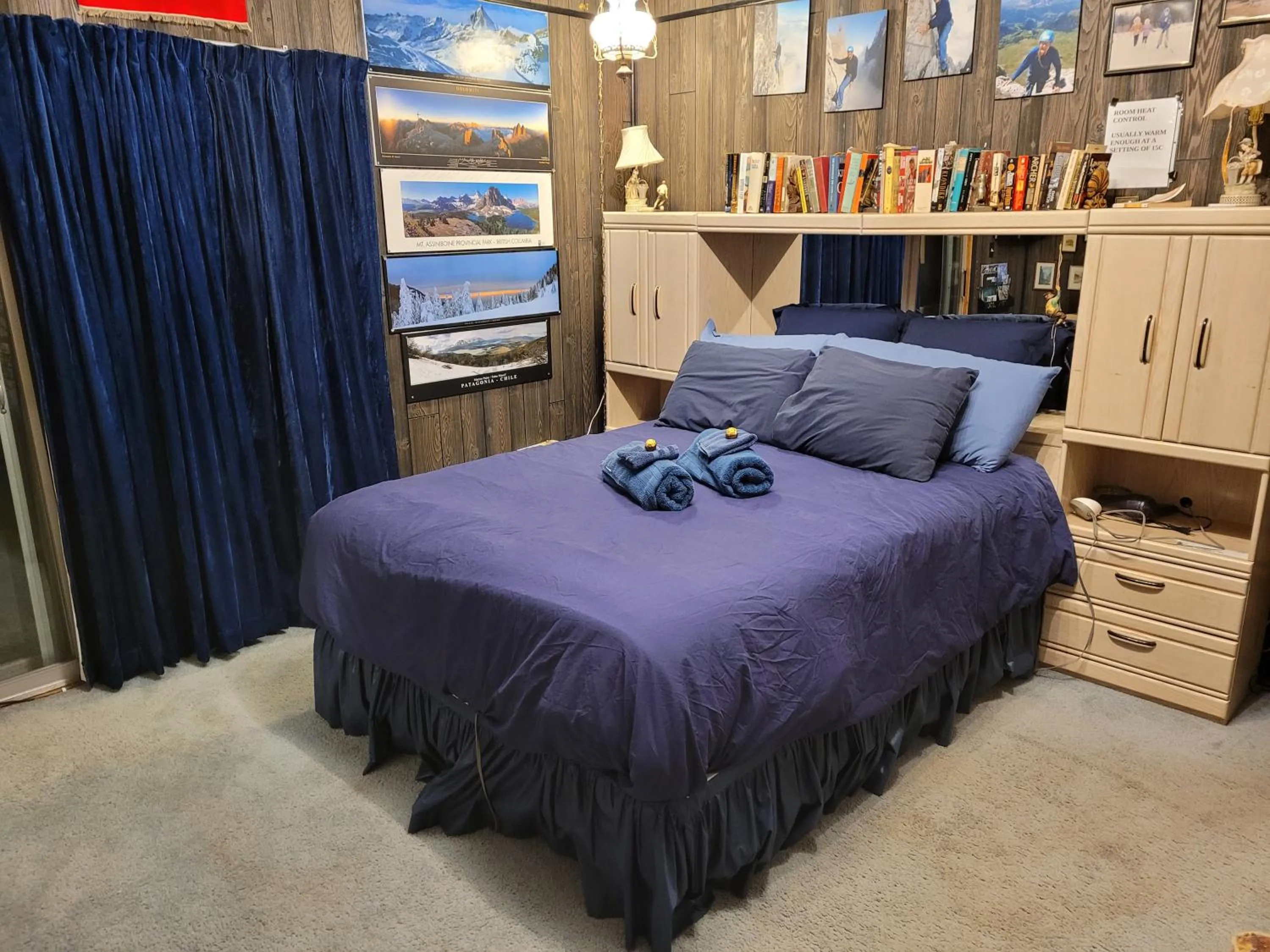 Bed in Bowering Lodge