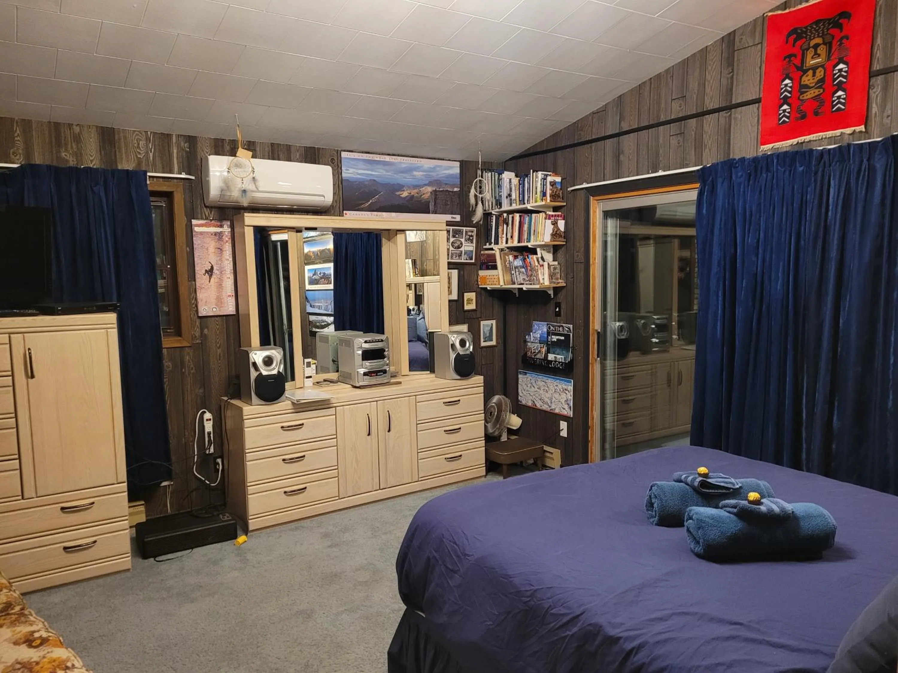 Bed in Bowering Lodge