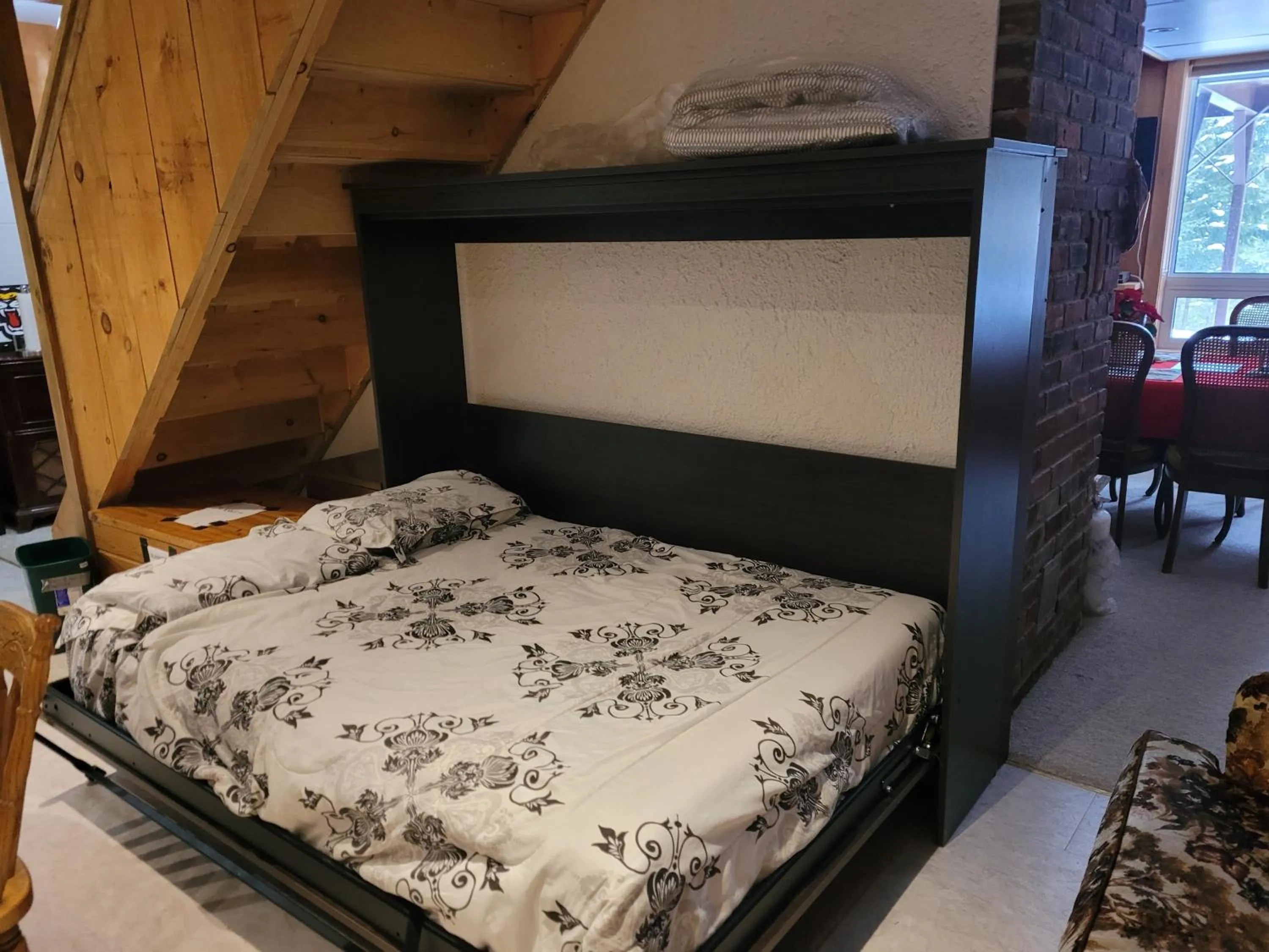 Bed in Bowering Lodge