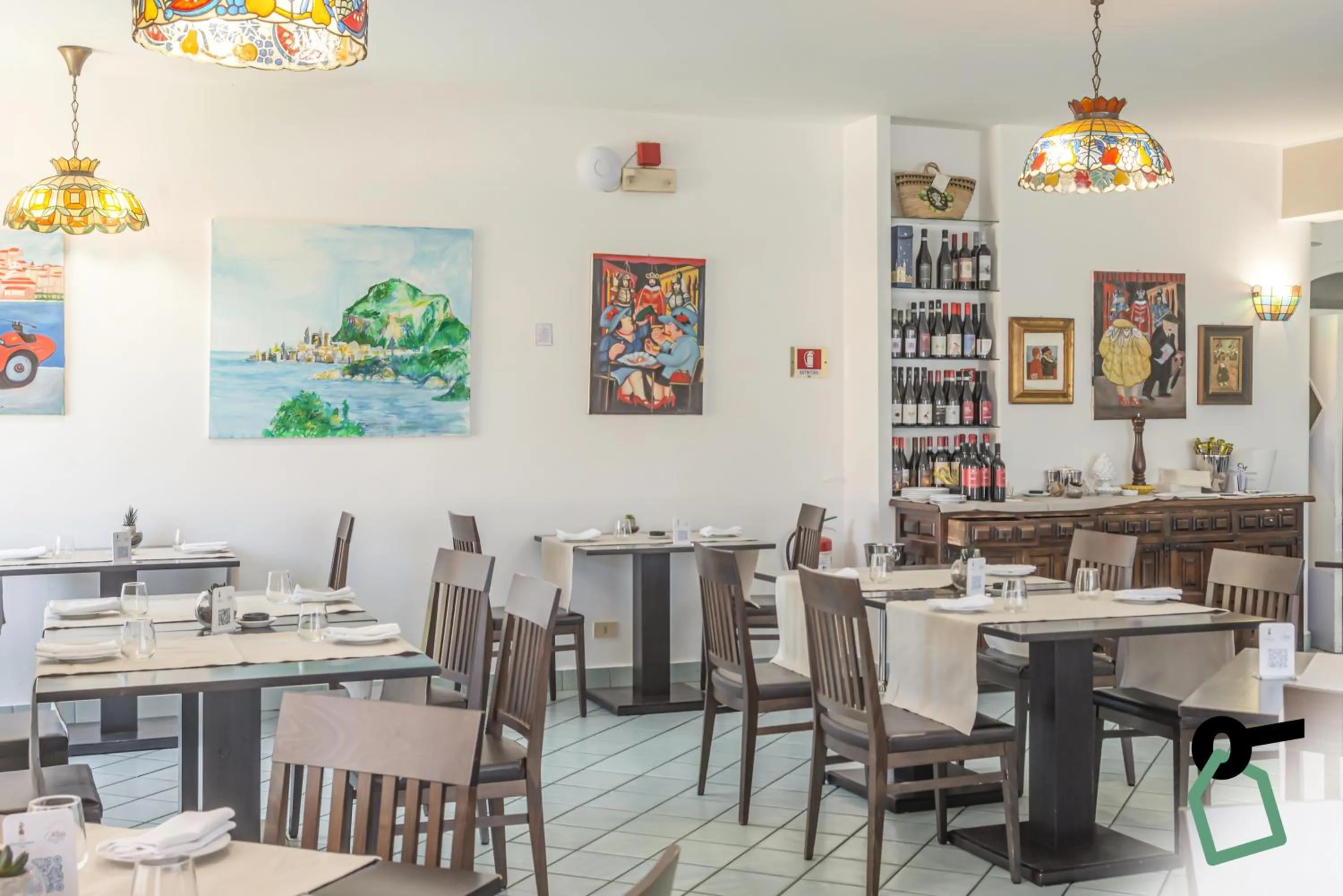 Restaurant/places to eat in Hotiday Cefalù Mazzaforno