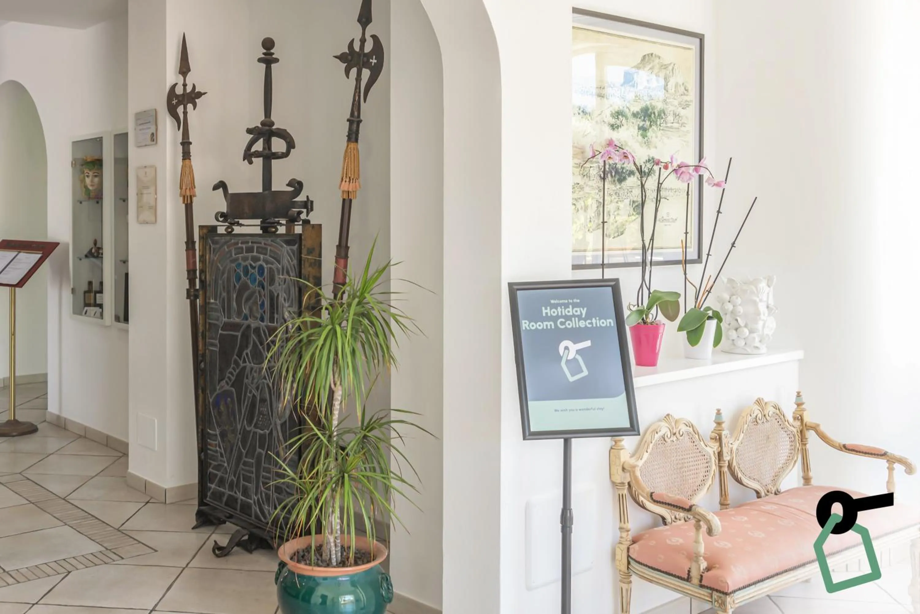 Lobby or reception in Hotiday Cefalù Mazzaforno