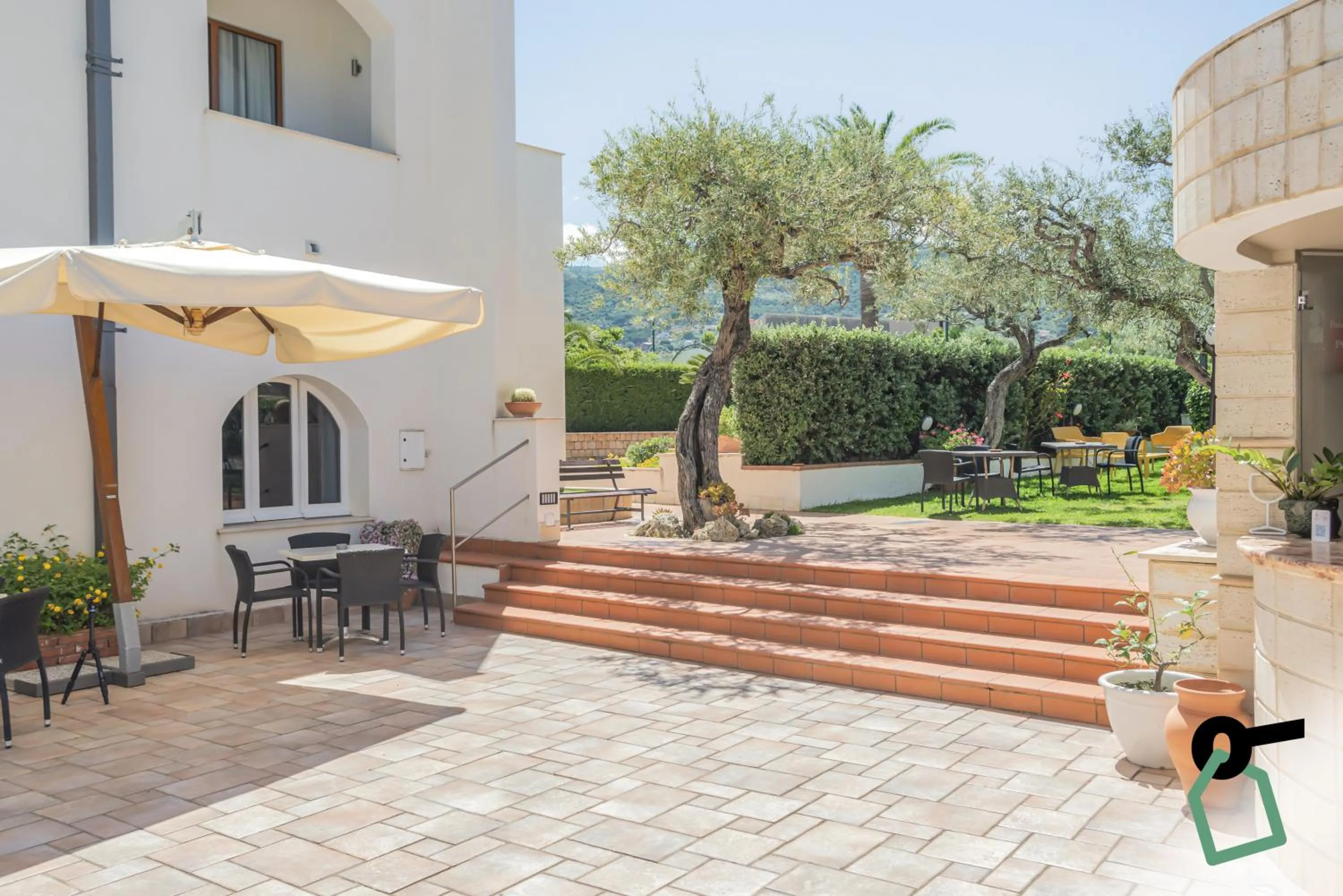 Property building in Hotiday Cefalù Mazzaforno