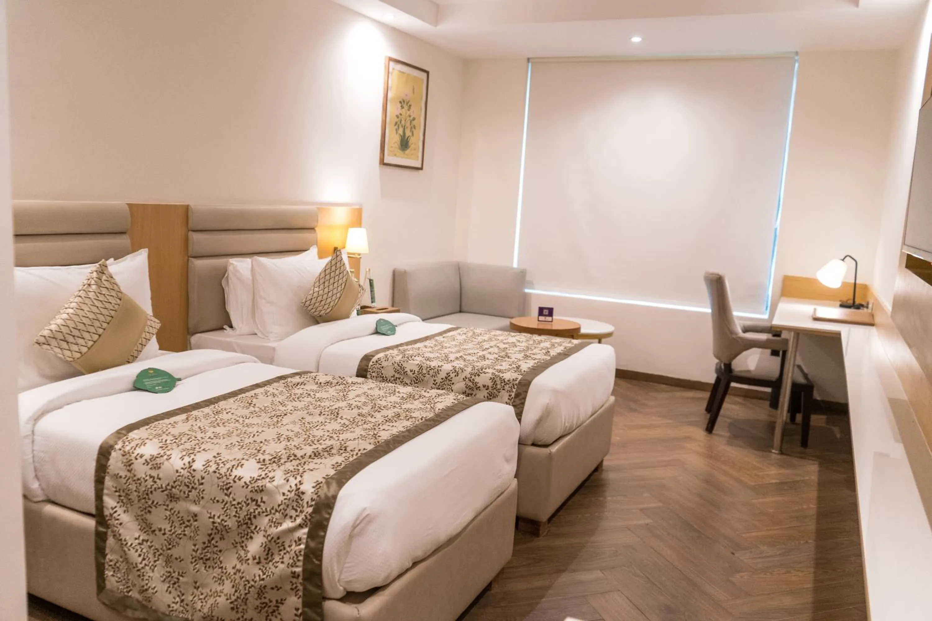 Bed in Click collection Lucknow