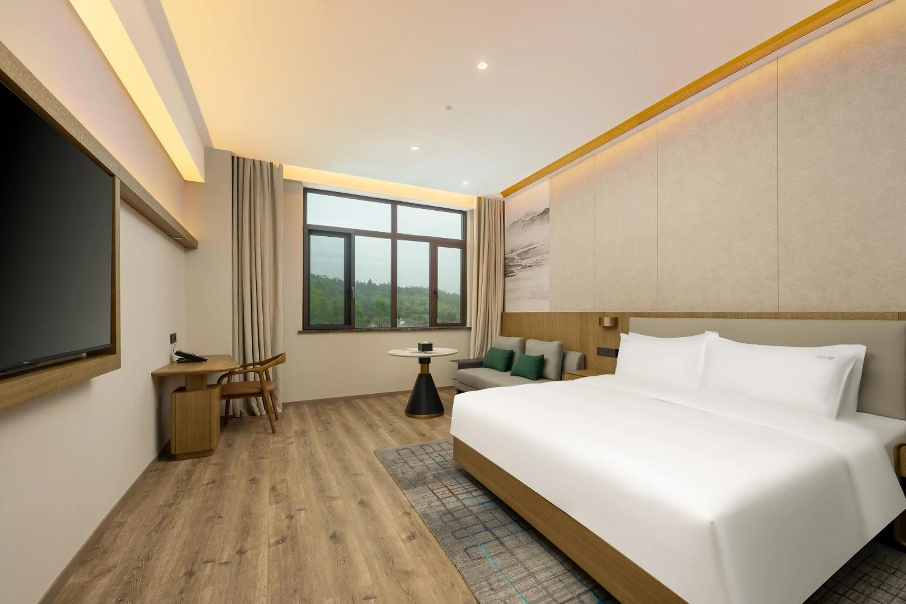 Photo of the whole room, Bed in Holiday Inn Jiuhua Mountain Hot Spring by IHG