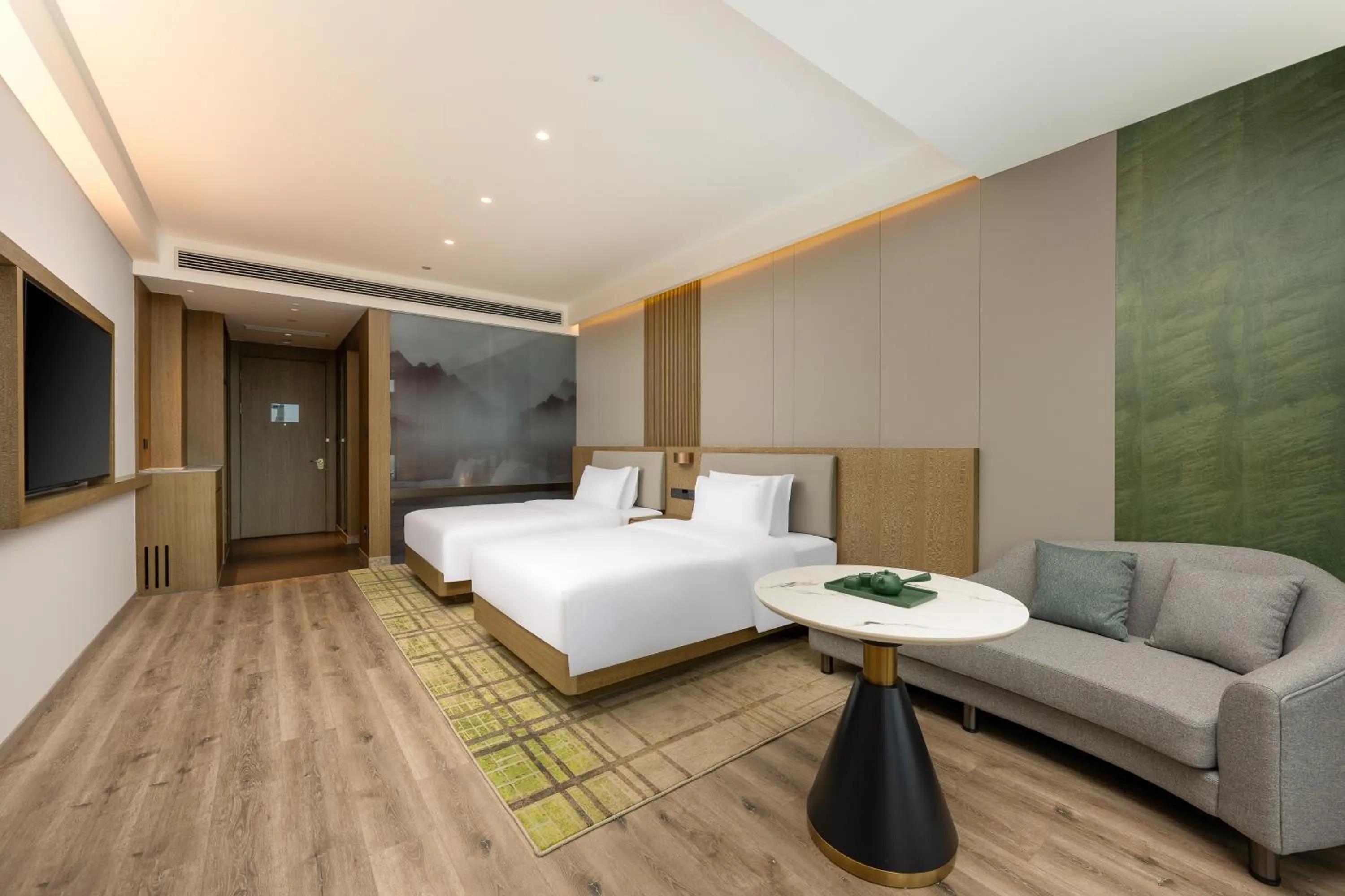 Photo of the whole room, Bed in Holiday Inn Jiuhua Mountain Hot Spring by IHG