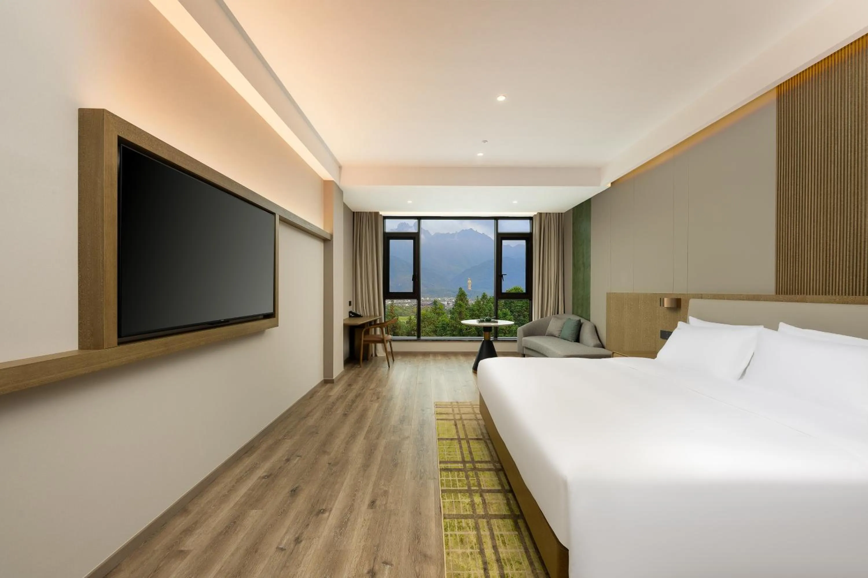 Photo of the whole room, Bed in Holiday Inn Jiuhua Mountain Hot Spring by IHG