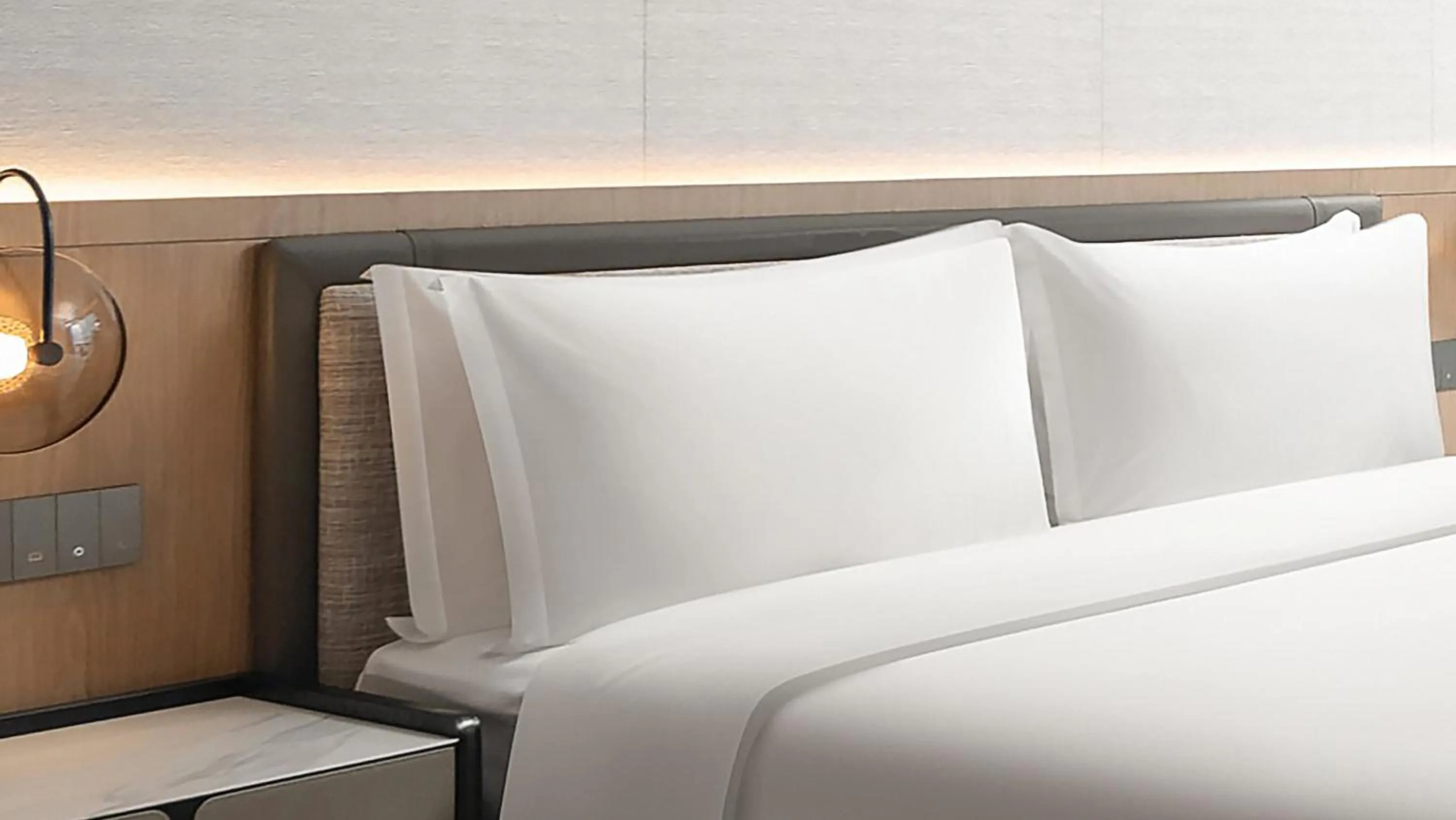 Photo of the whole room, Bed in Holiday Inn Kunshan East by IHG