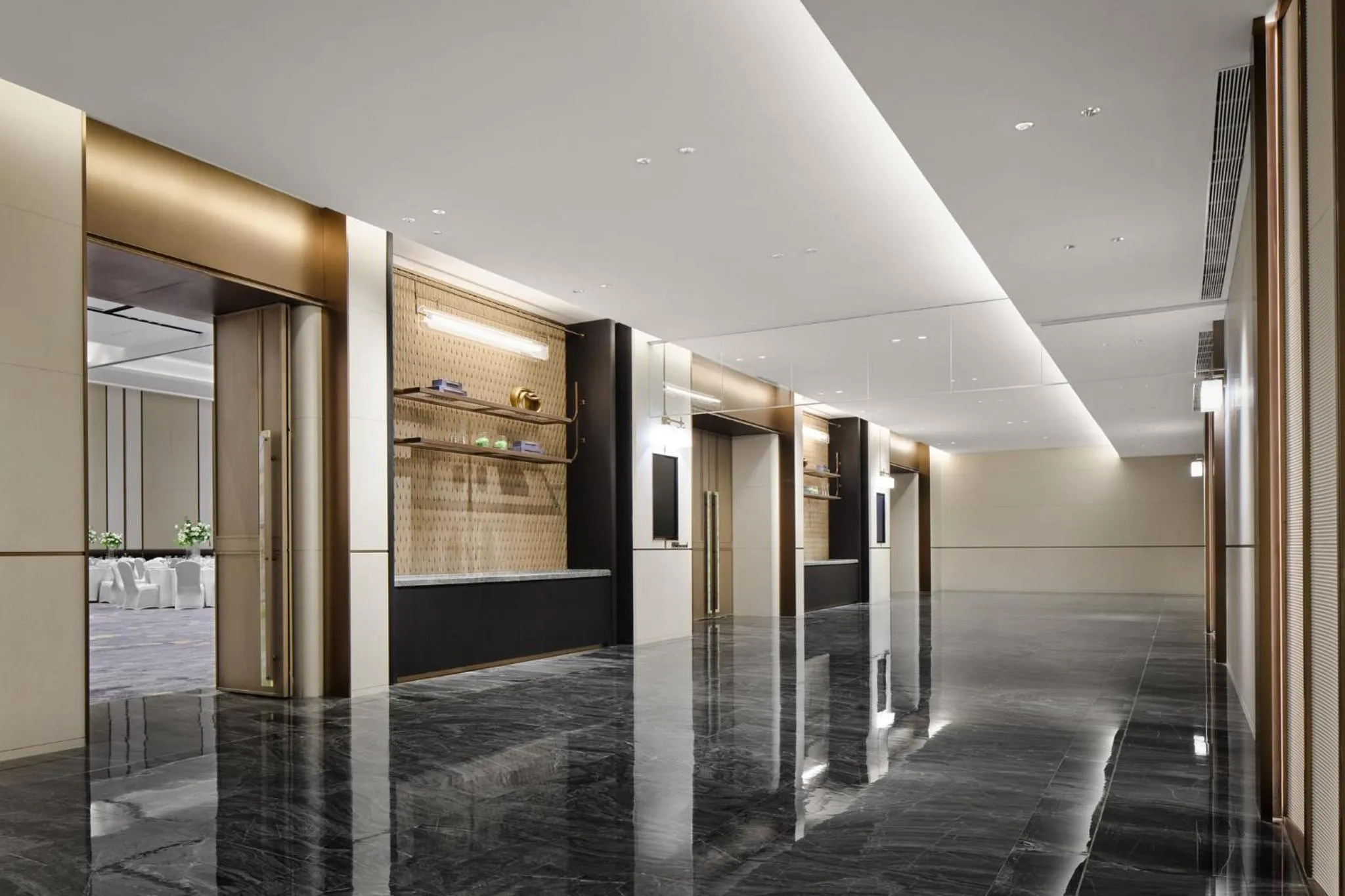 Meeting/conference room in Holiday Inn Kunshan East by IHG