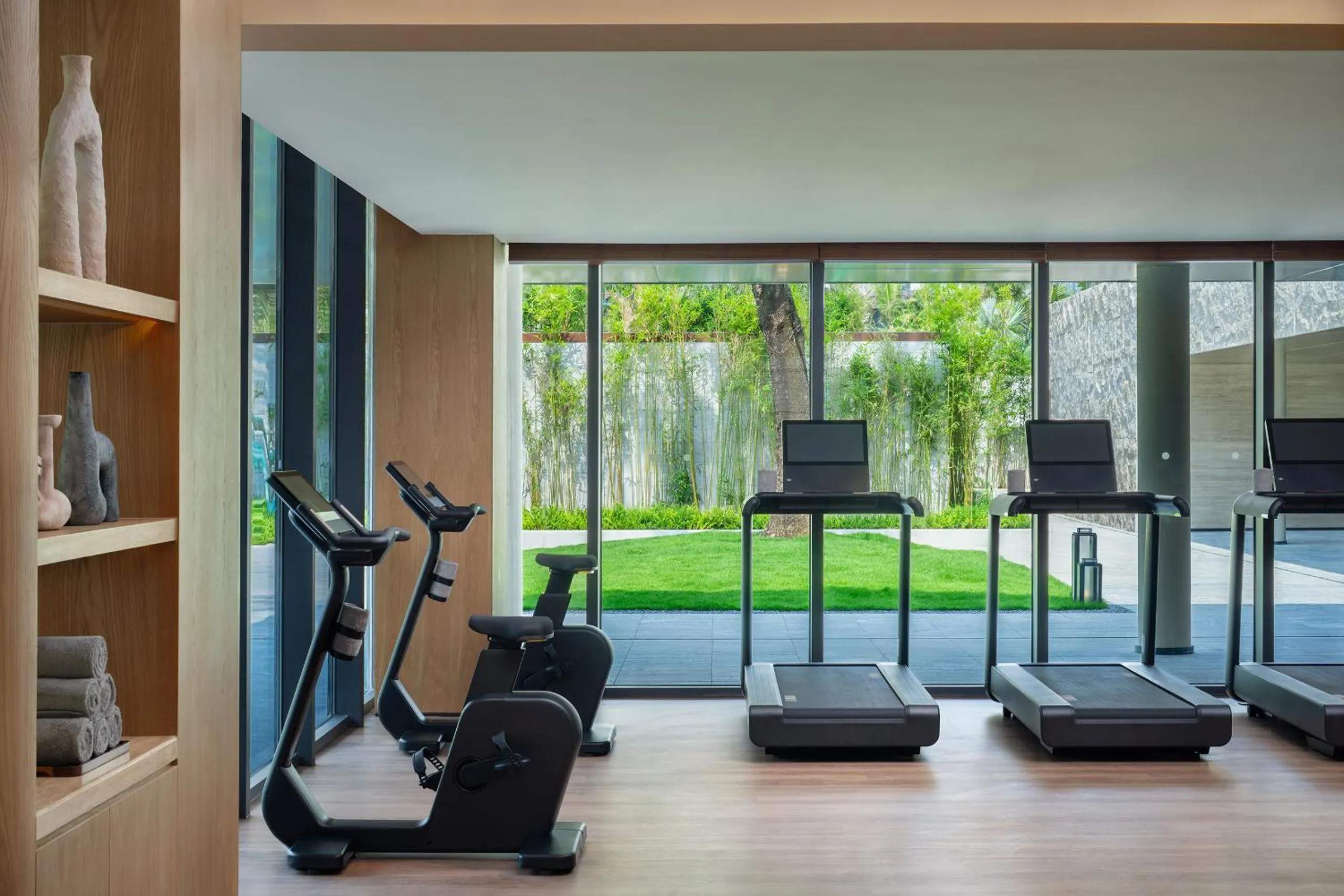 Fitness centre/facilities in Hotel Indigo Hainan Clear Water Bay by IHG