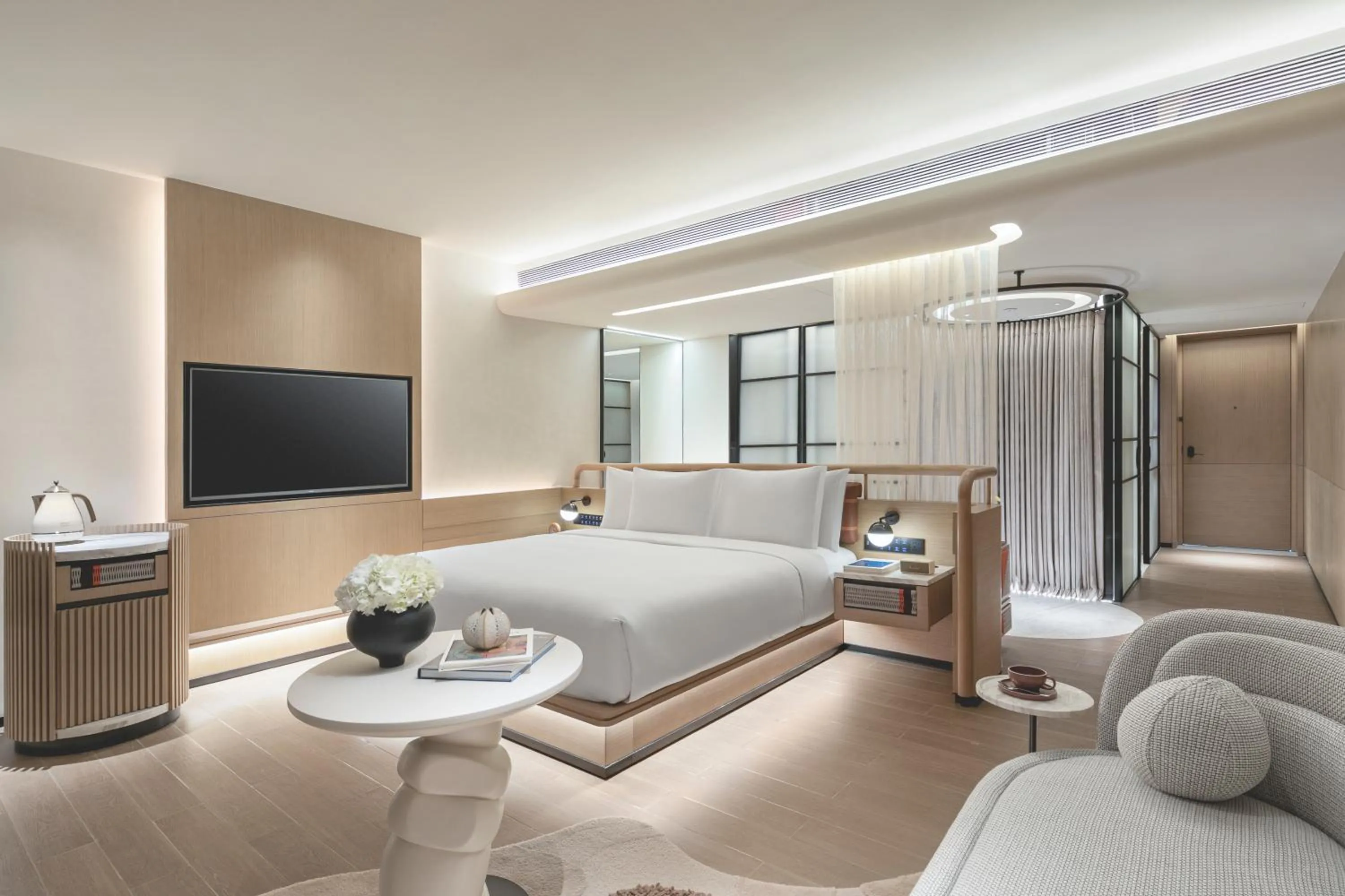 Photo of the whole room, Bed in Hotel Indigo Hainan Clear Water Bay by IHG