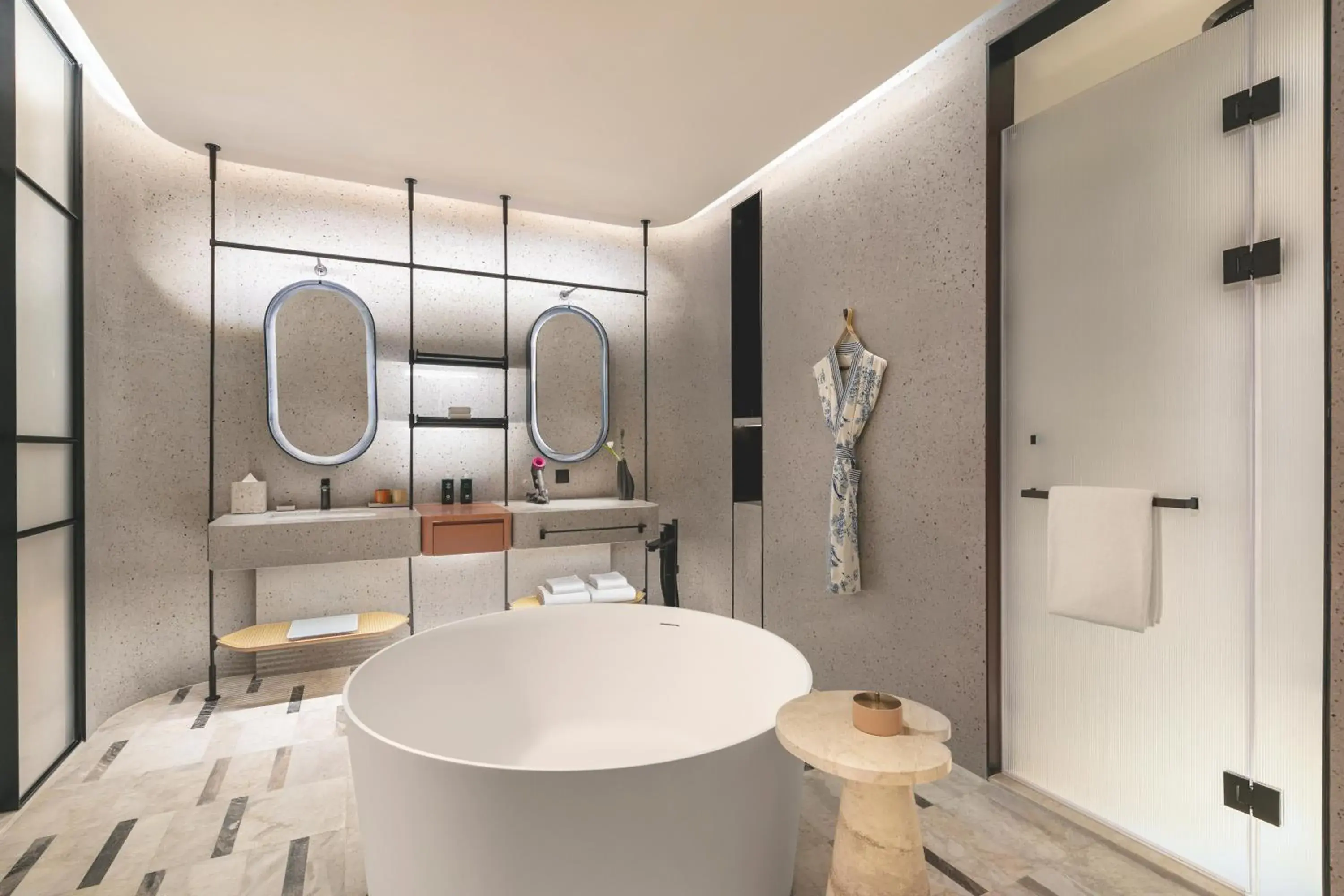 Superior King Room with Sea View Non-Smoking in Hotel Indigo Hainan Clear Water Bay by IHG Superior King Room with Sea View Non-Smoking in Hotel Indigo Hainan Clear Water Bay by IHG