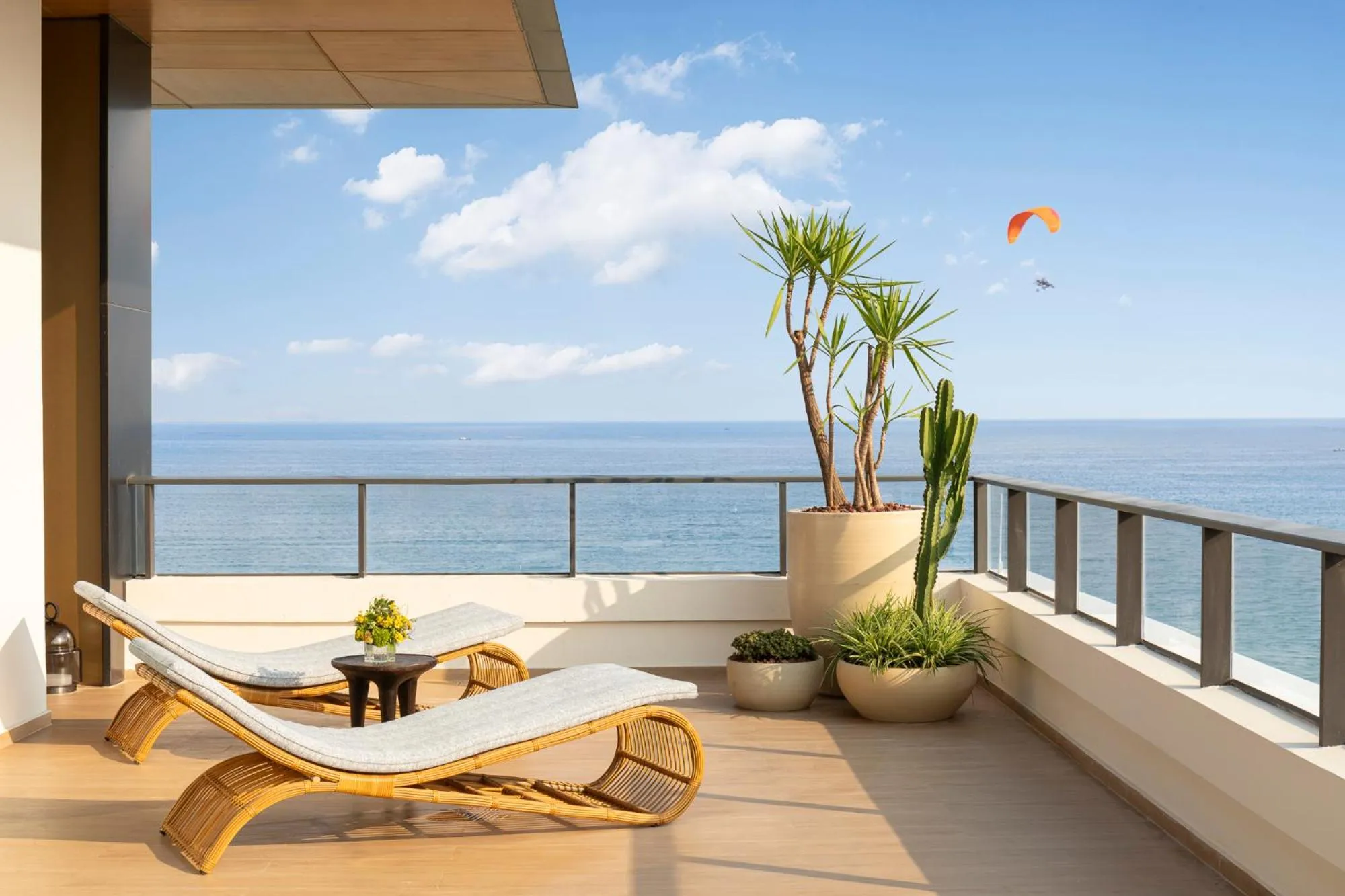 Balcony/Terrace in Hotel Indigo Hainan Clear Water Bay by IHG