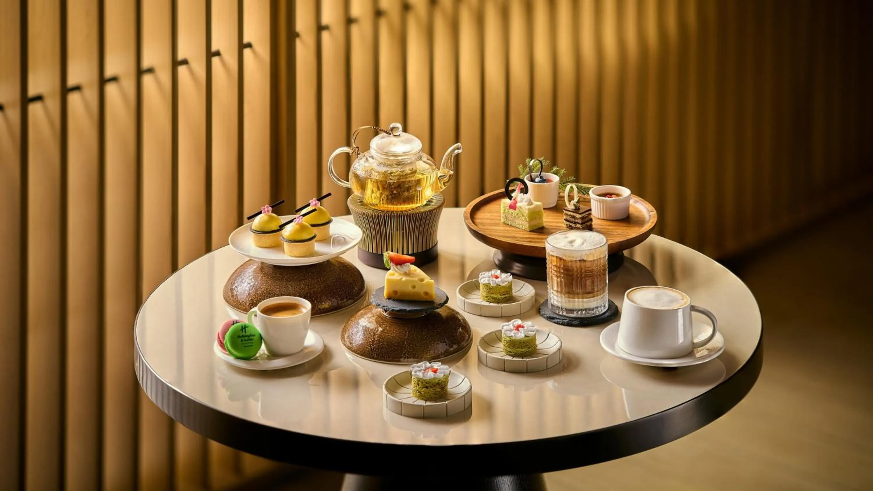 Lounge or bar in Holiday Inn & Suites Penang Prai by IHG