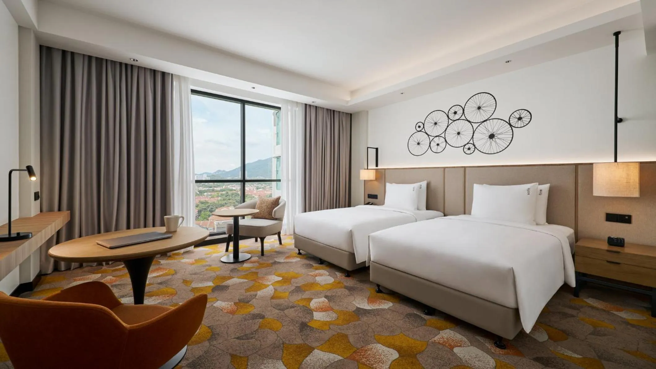 Photo of the whole room, Bed in Holiday Inn & Suites Penang Prai by IHG