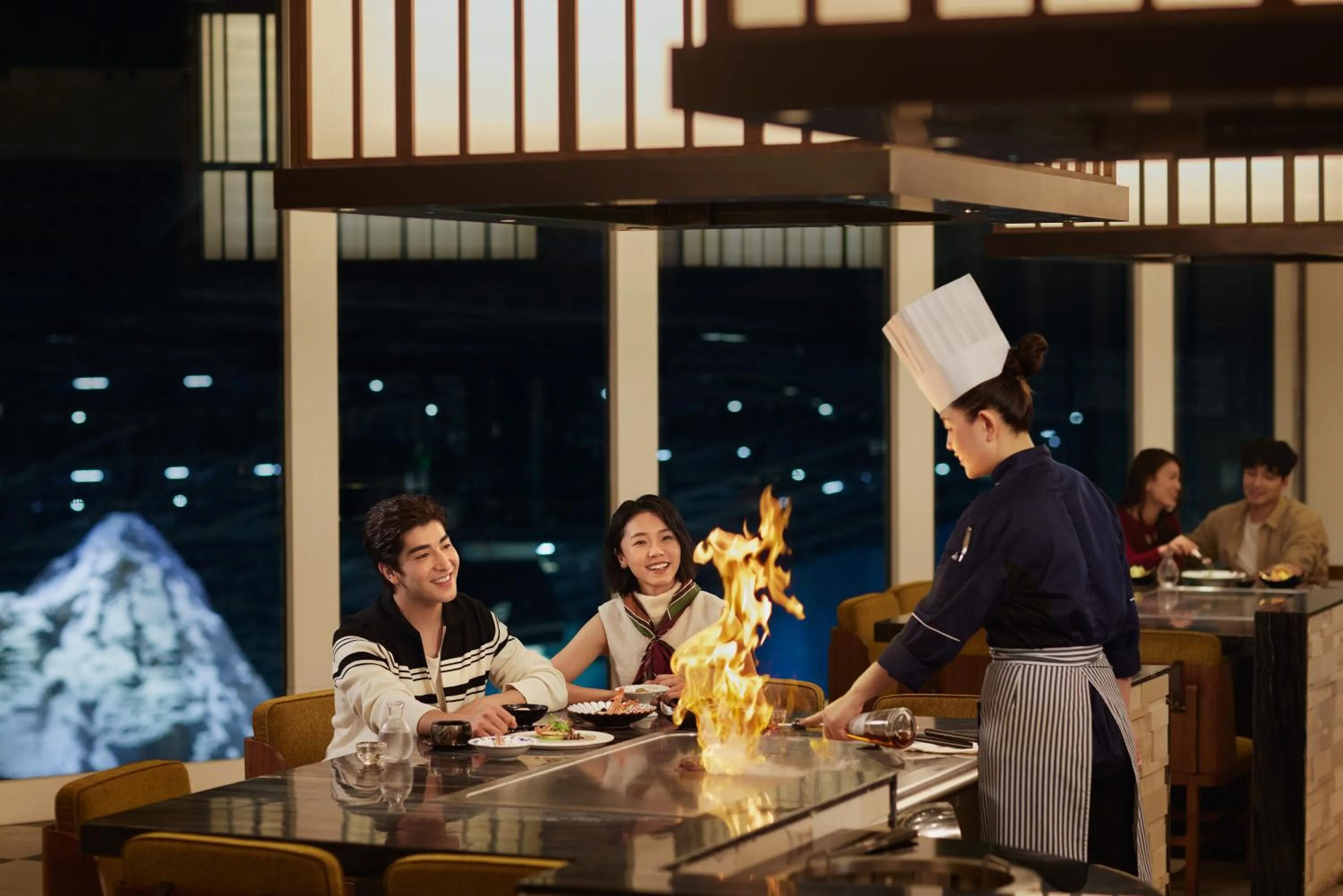 Restaurant/places to eat in Vignette Collection Shanghai Snow World Hotel by IHG