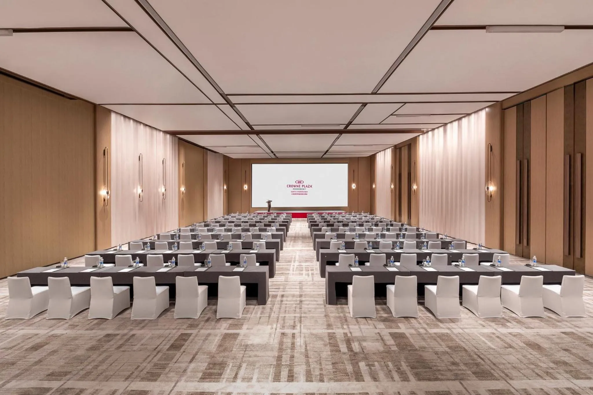 Banquet/Function facilities in Crowne Plaza Sanya Yazhou Bay by IHG