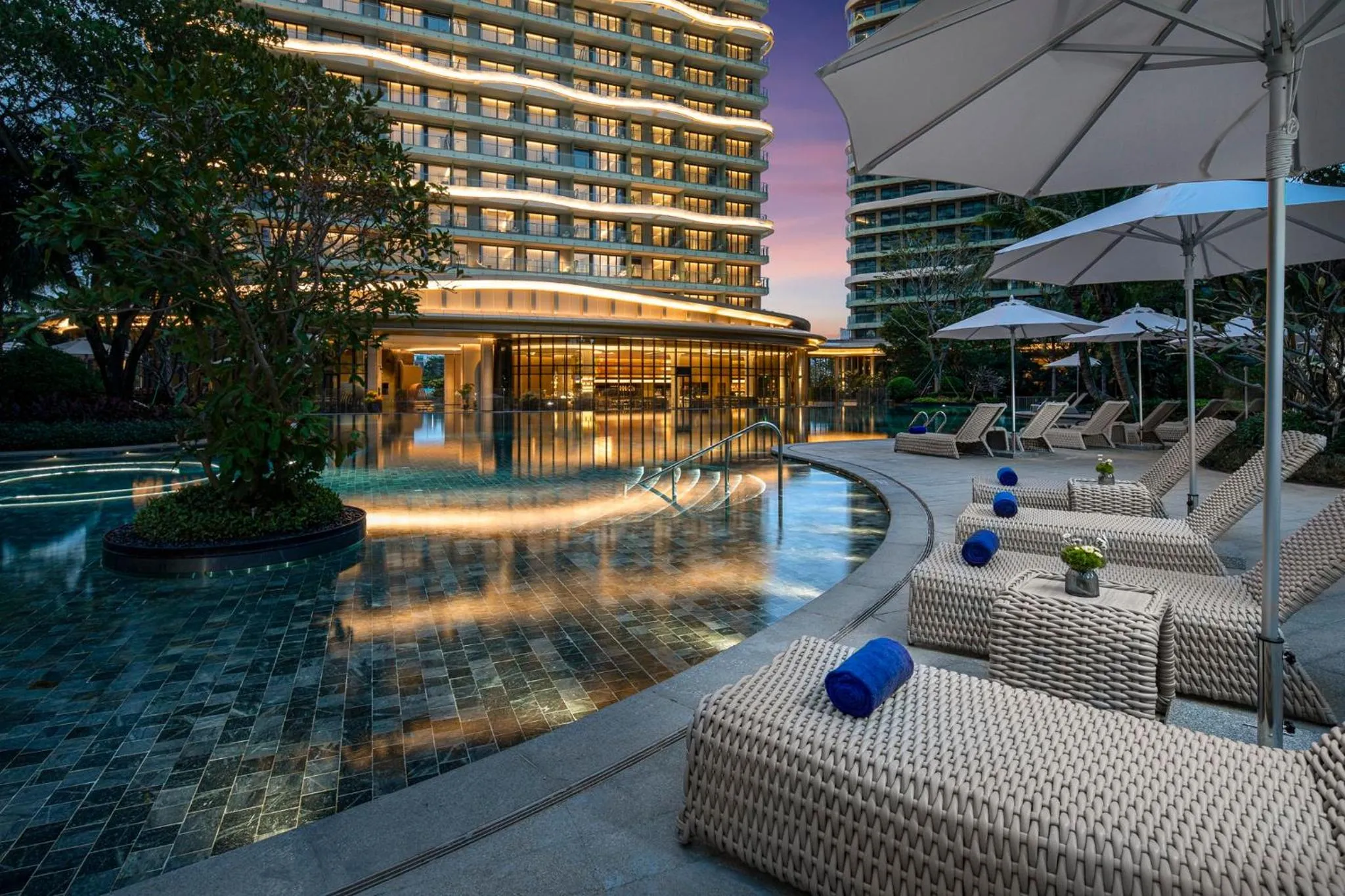 Swimming pool in Crowne Plaza Sanya Yazhou Bay by IHG