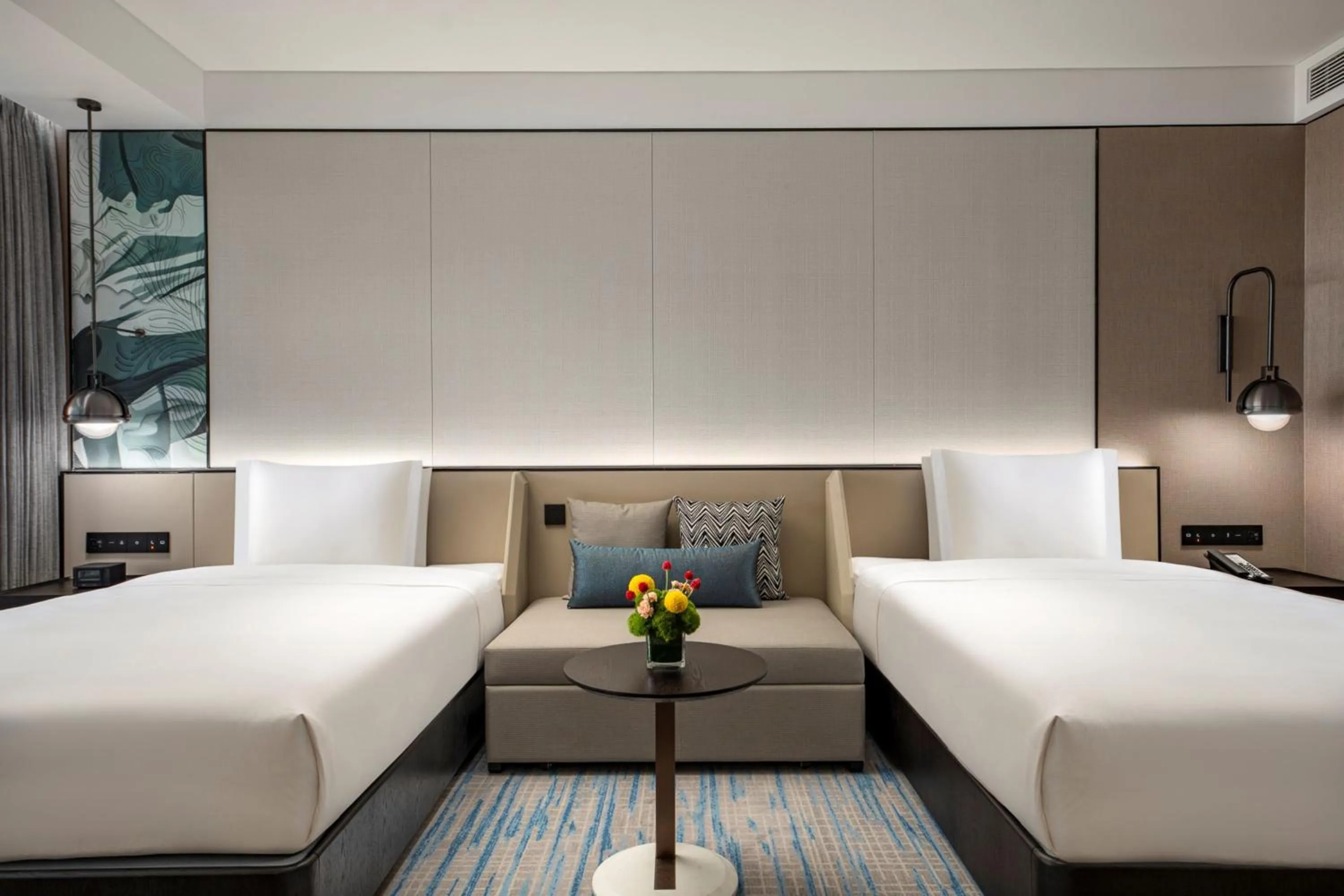 Photo of the whole room, Bed in Crowne Plaza Sanya Yazhou Bay by IHG