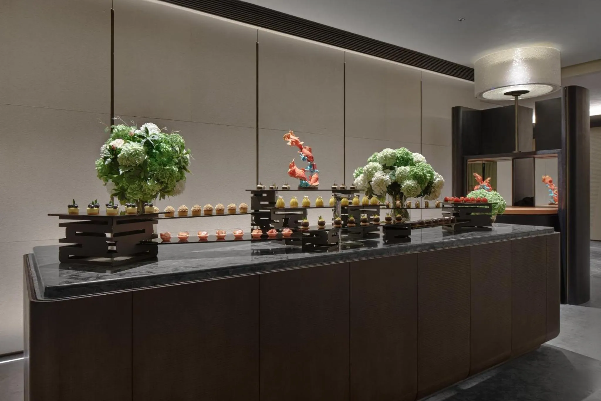 Meeting/conference room in HUALUXE Shenzhen Bao'an