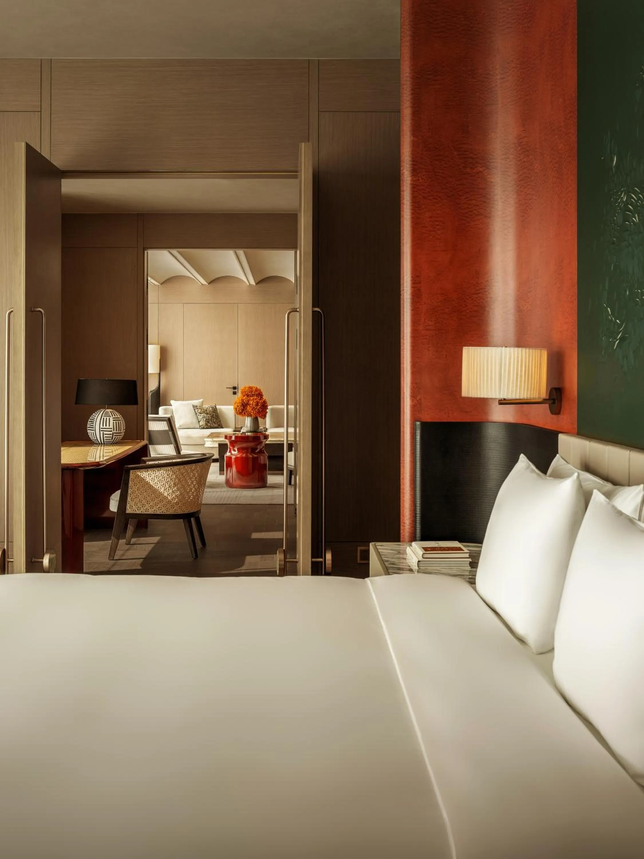 Bed in HUALUXE Shenzhen Bao'an