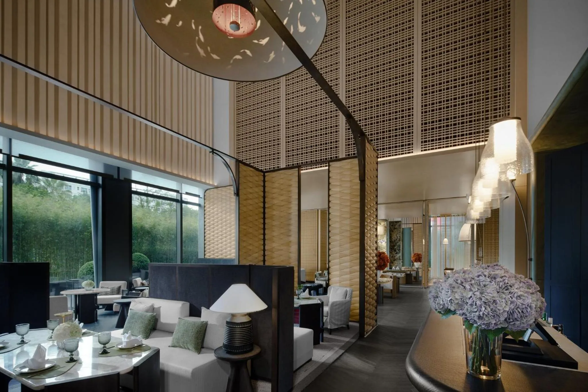 Restaurant/places to eat in HUALUXE Shenzhen Bao'an