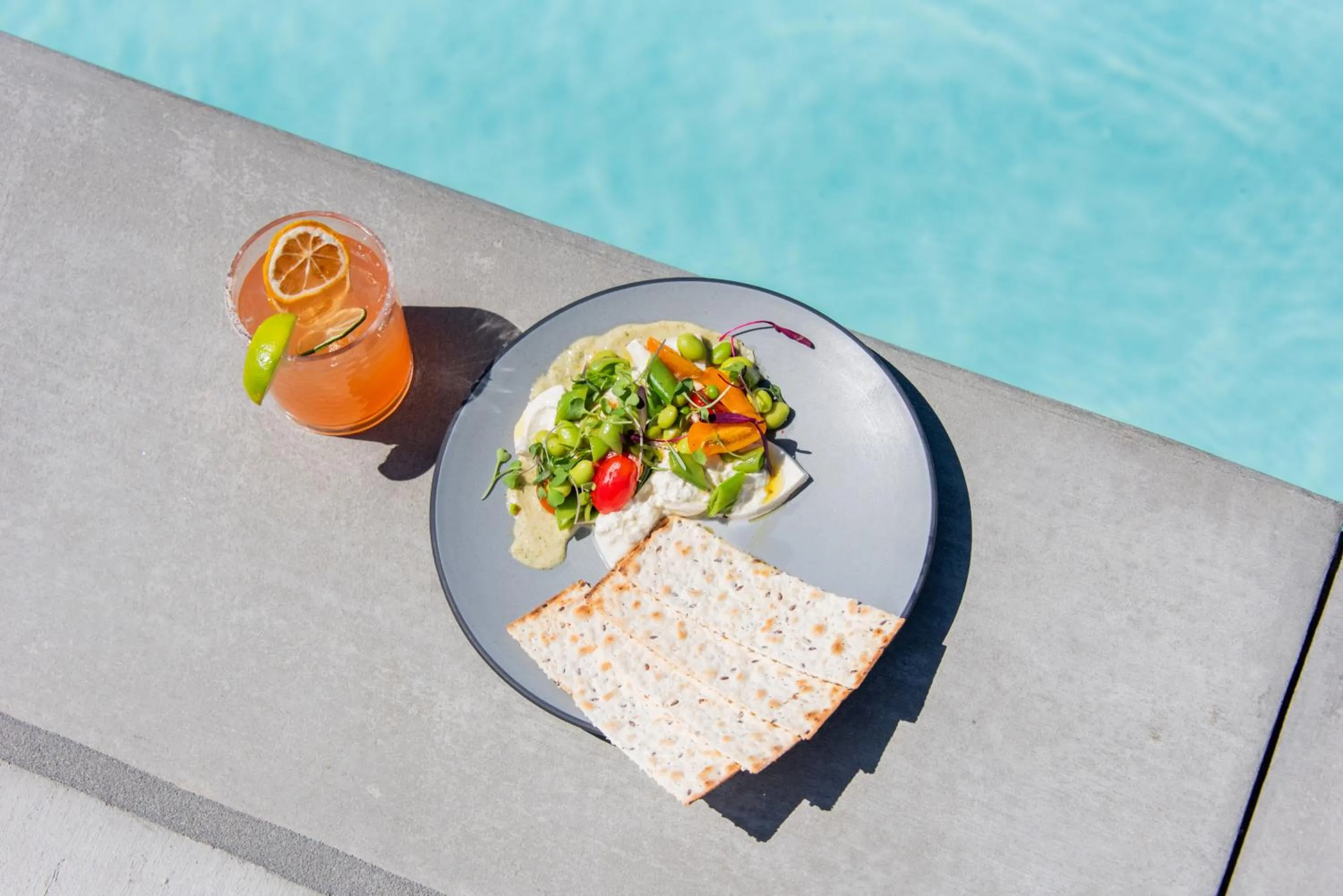 Food and drinks in RESET Hotel Joshua Tree