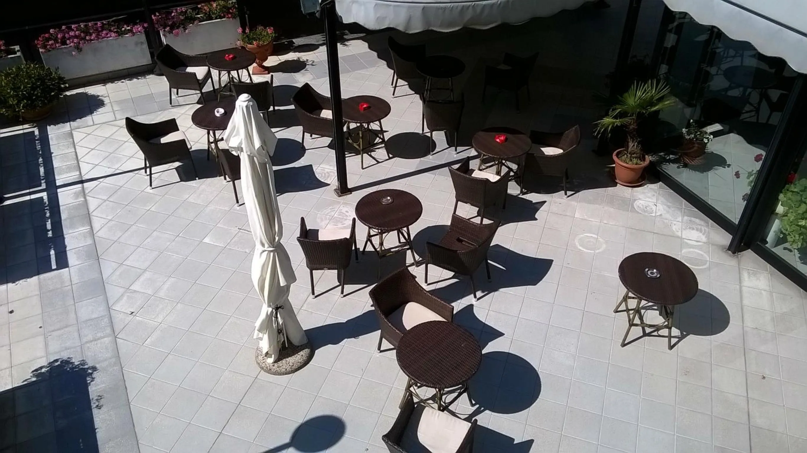 Facade/entrance in Hotel Du Parc
